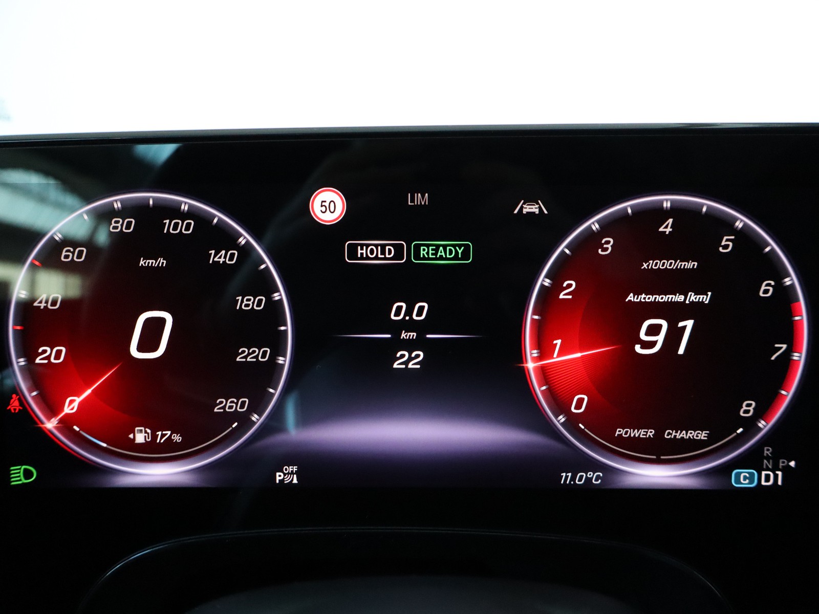 9 - Mercedes CLA 200 advanced plus auto