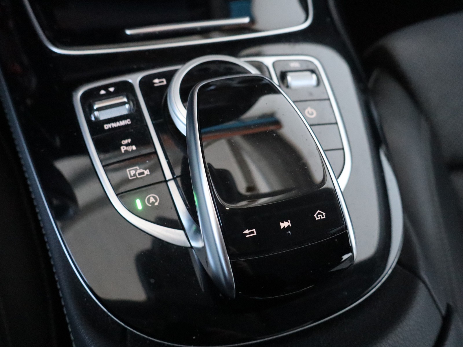 15 - Mercedes Classe E berlina 220 d business sport 4matic 9g-tronic plus