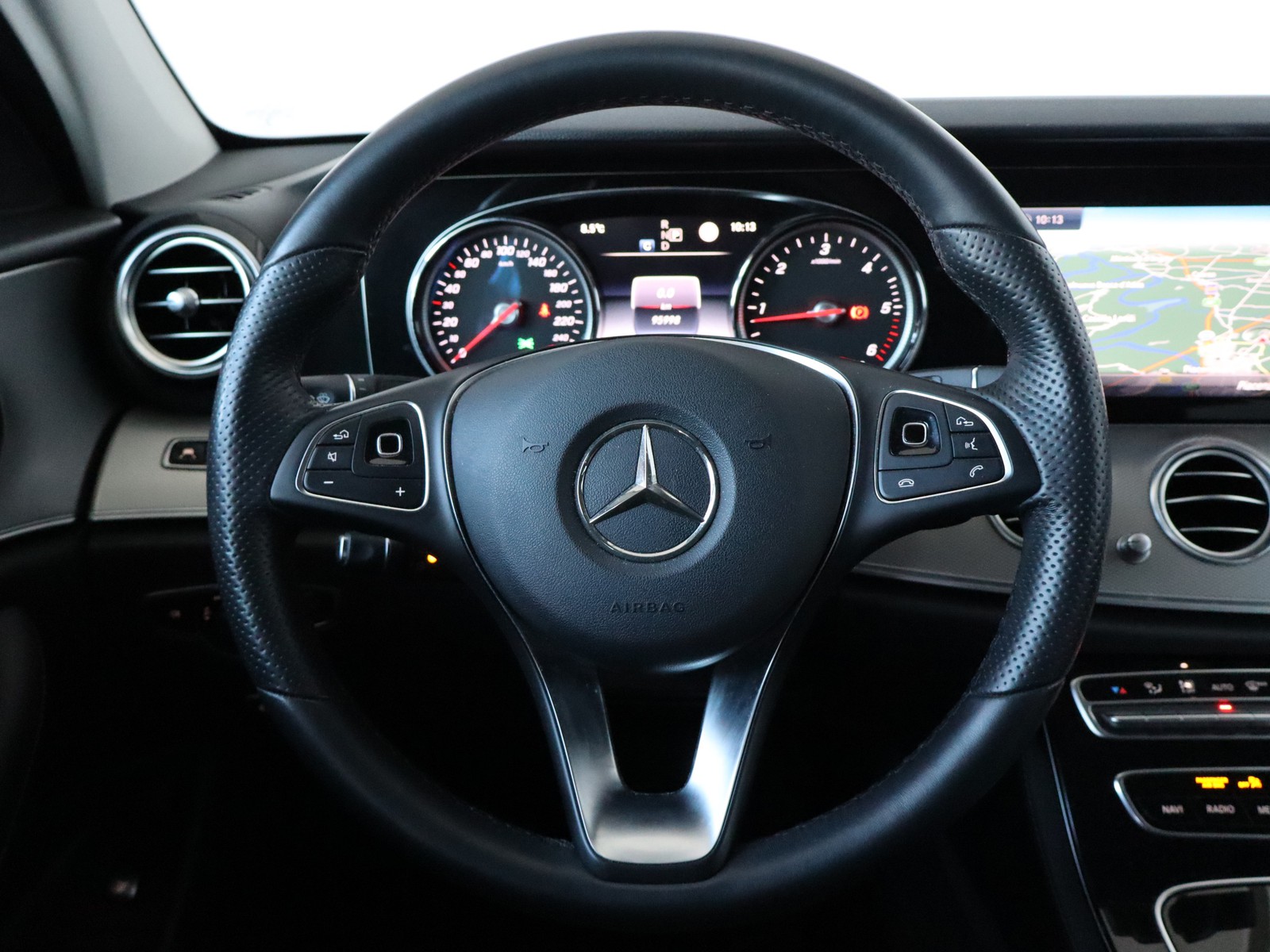 17 - Mercedes Classe E berlina 220 d business sport 4matic 9g-tronic plus