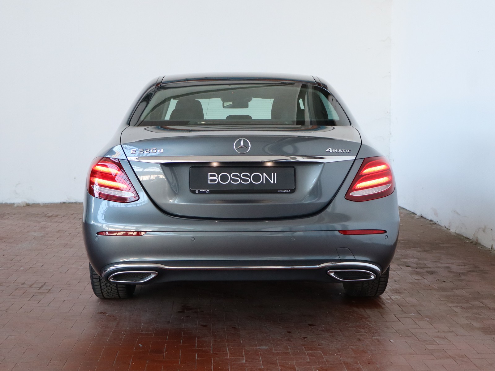 6 - Mercedes Classe E berlina 220 d business sport 4matic 9g-tronic plus