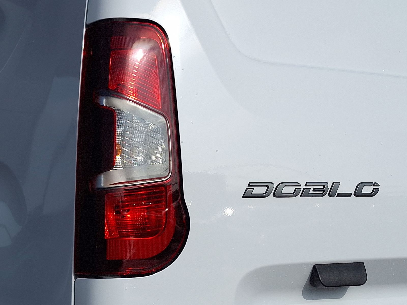 15 - Fiat Professional Doblò van xl 1.5 diesel 100cv