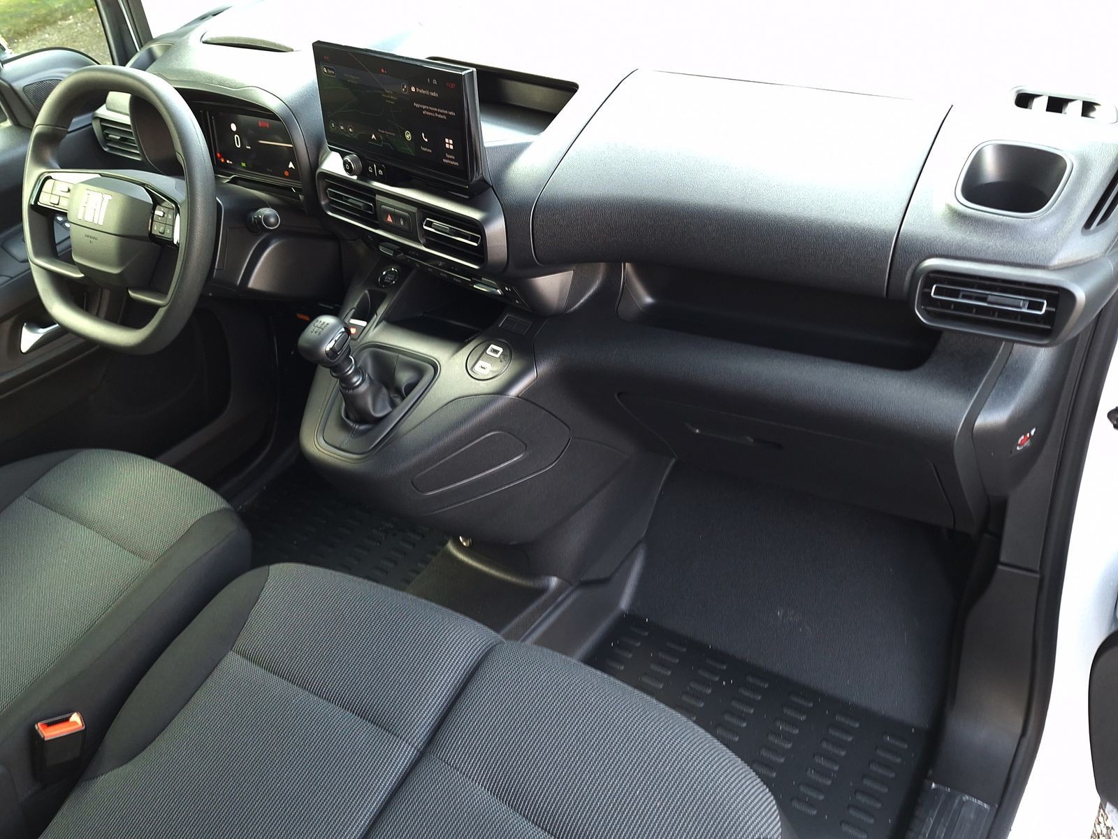 9 - Fiat Professional Doblò van xl 1.5 diesel 130cv