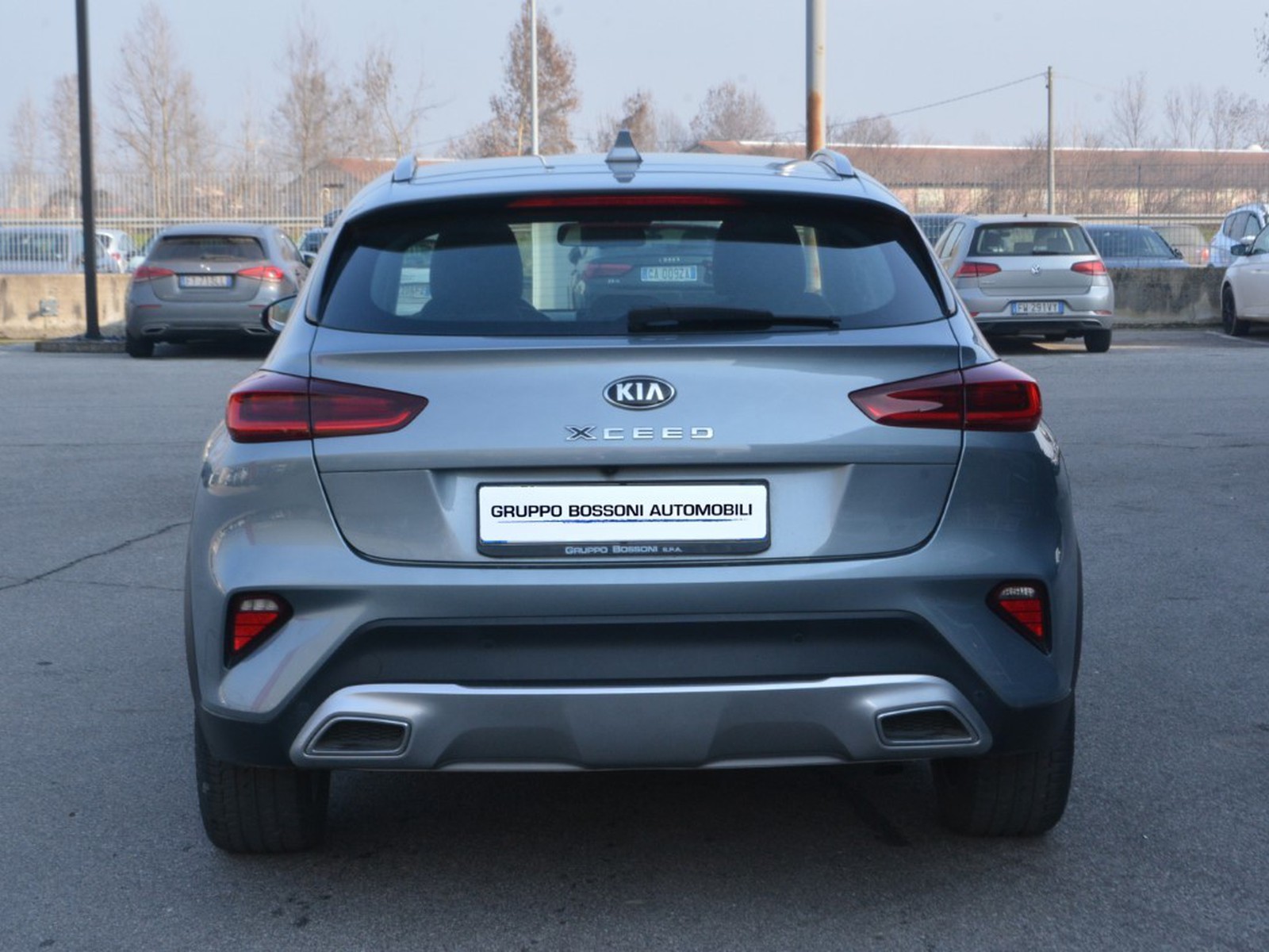 4 - Kia Xceed 1.0 t-gdi 120cv style 2wd