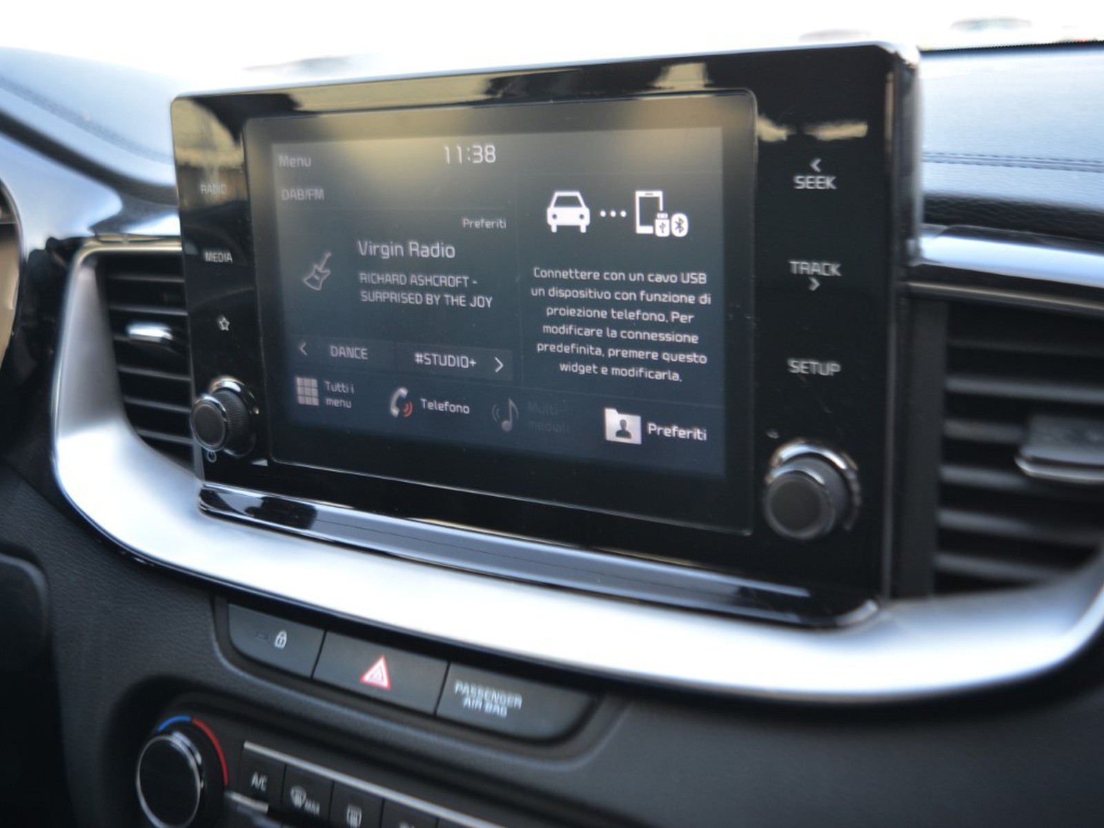 10 - Kia Xceed 1.0 t-gdi 120cv style 2wd