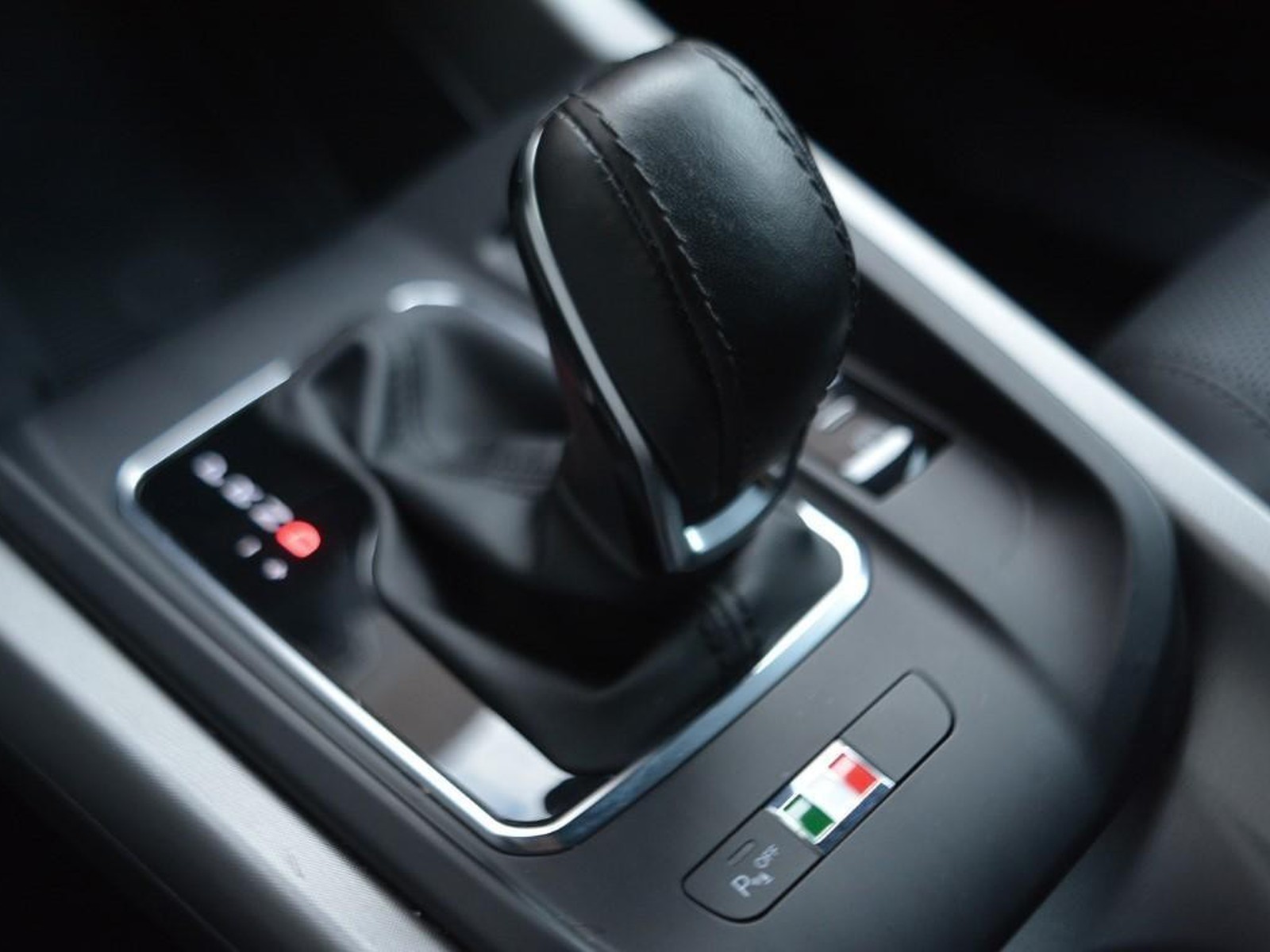 17 - Alfa Romeo Tonale 1.5 hybrid 160cv veloce tct7