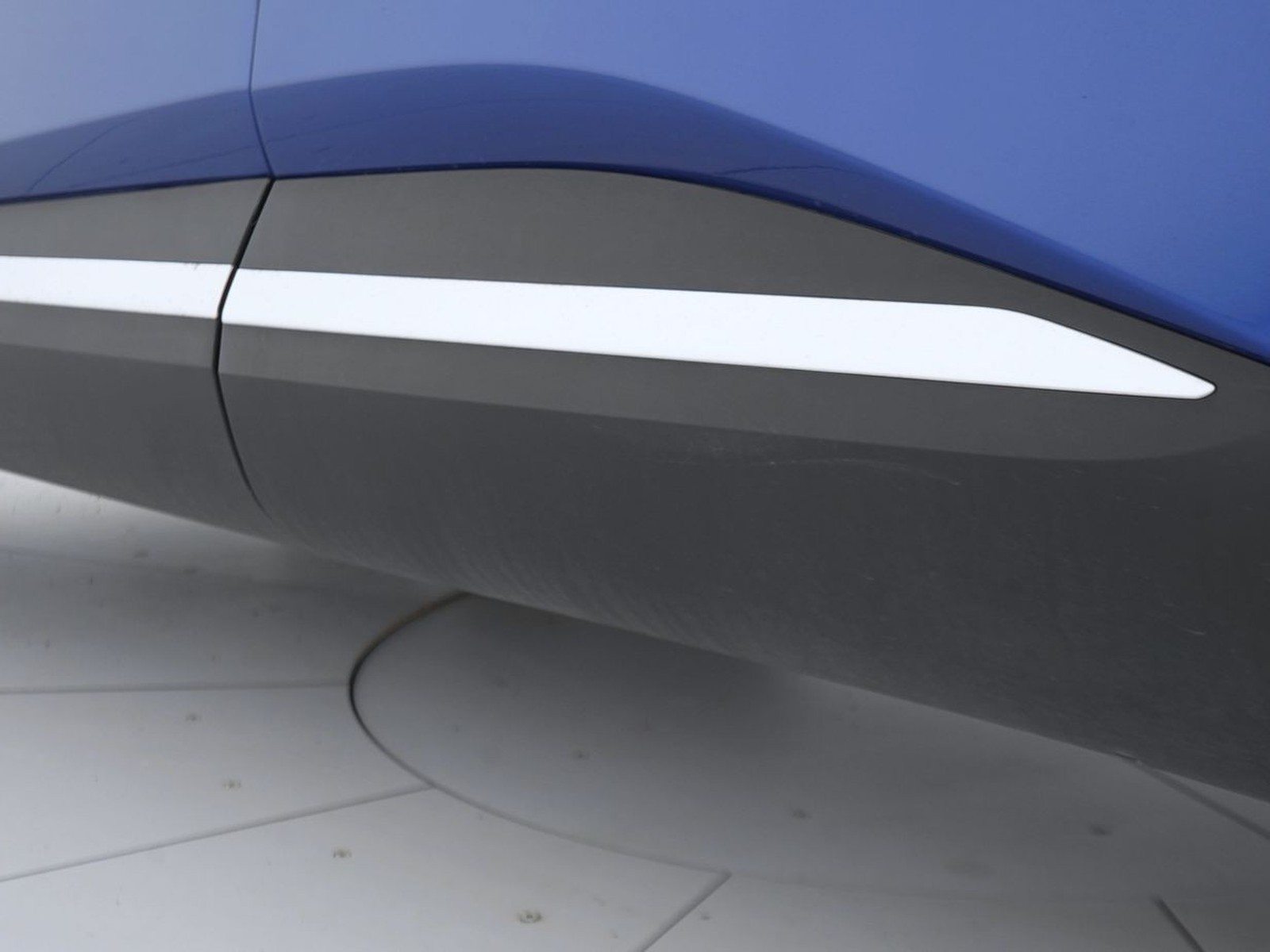 35 - Renault Captur 1.6 e-tech hybrid intens auto 145cv