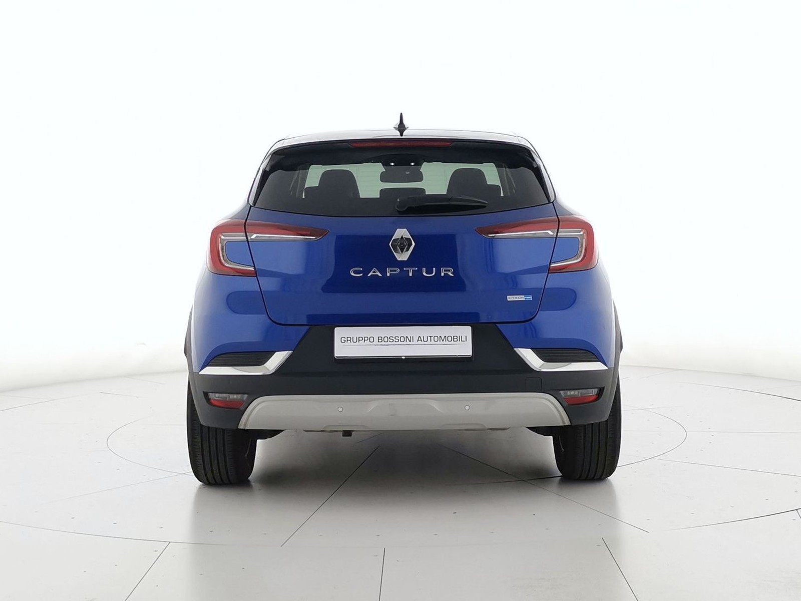 5 - Renault Captur 1.6 e-tech hybrid intens auto 145cv