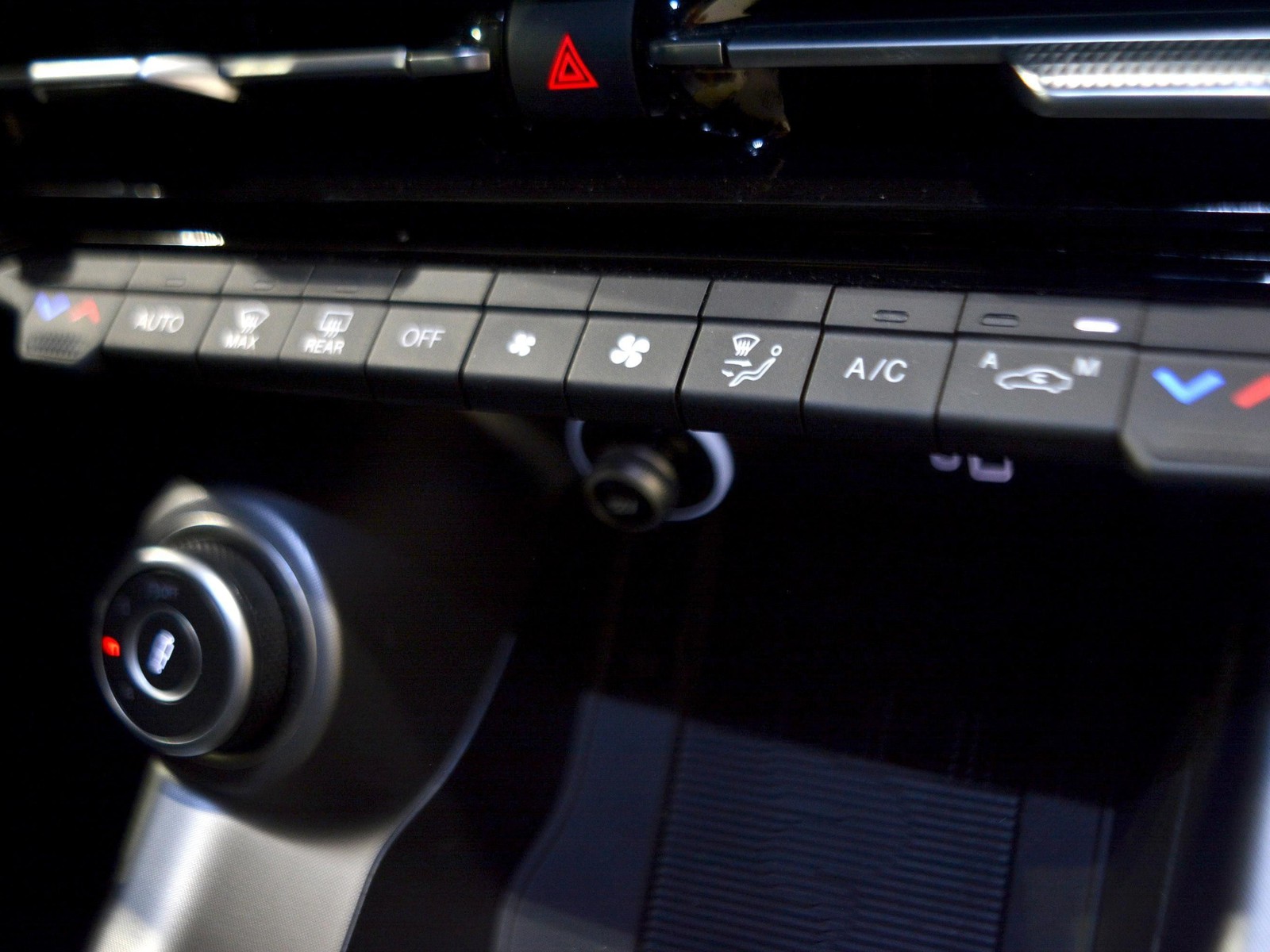 11 - Alfa Romeo Tonale 1.5 hybrid 160cv veloce tct7