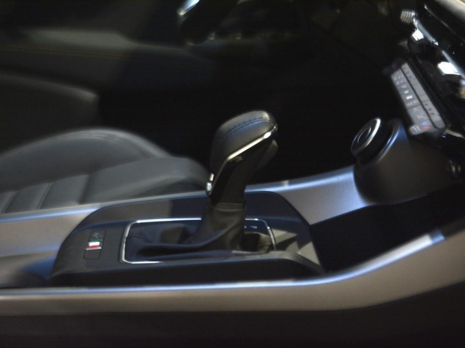 12 - Alfa Romeo Tonale 1.5 hybrid 160cv veloce tct7