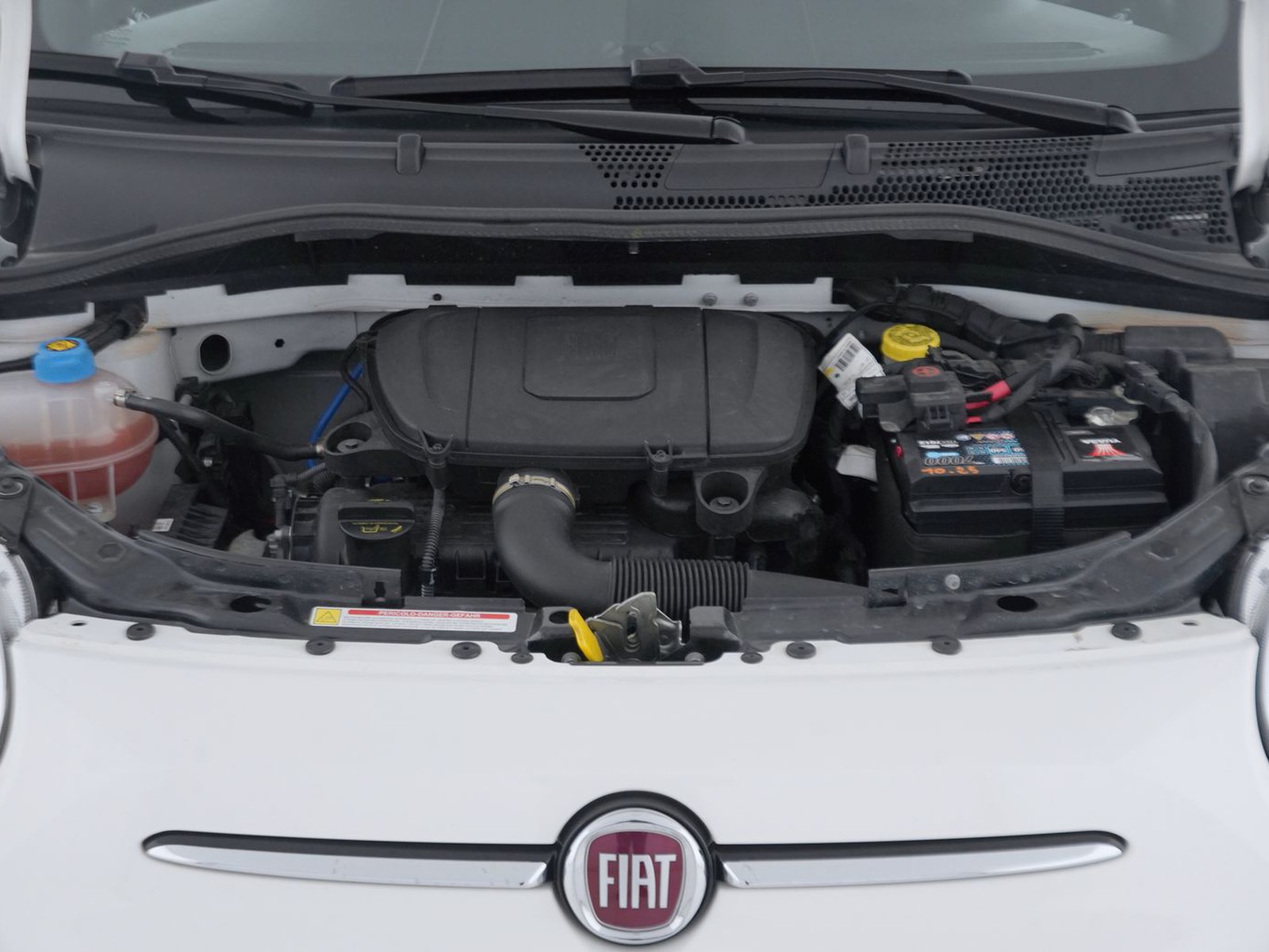 11 - Fiat 500 1.0 firefly hybrid 70cv