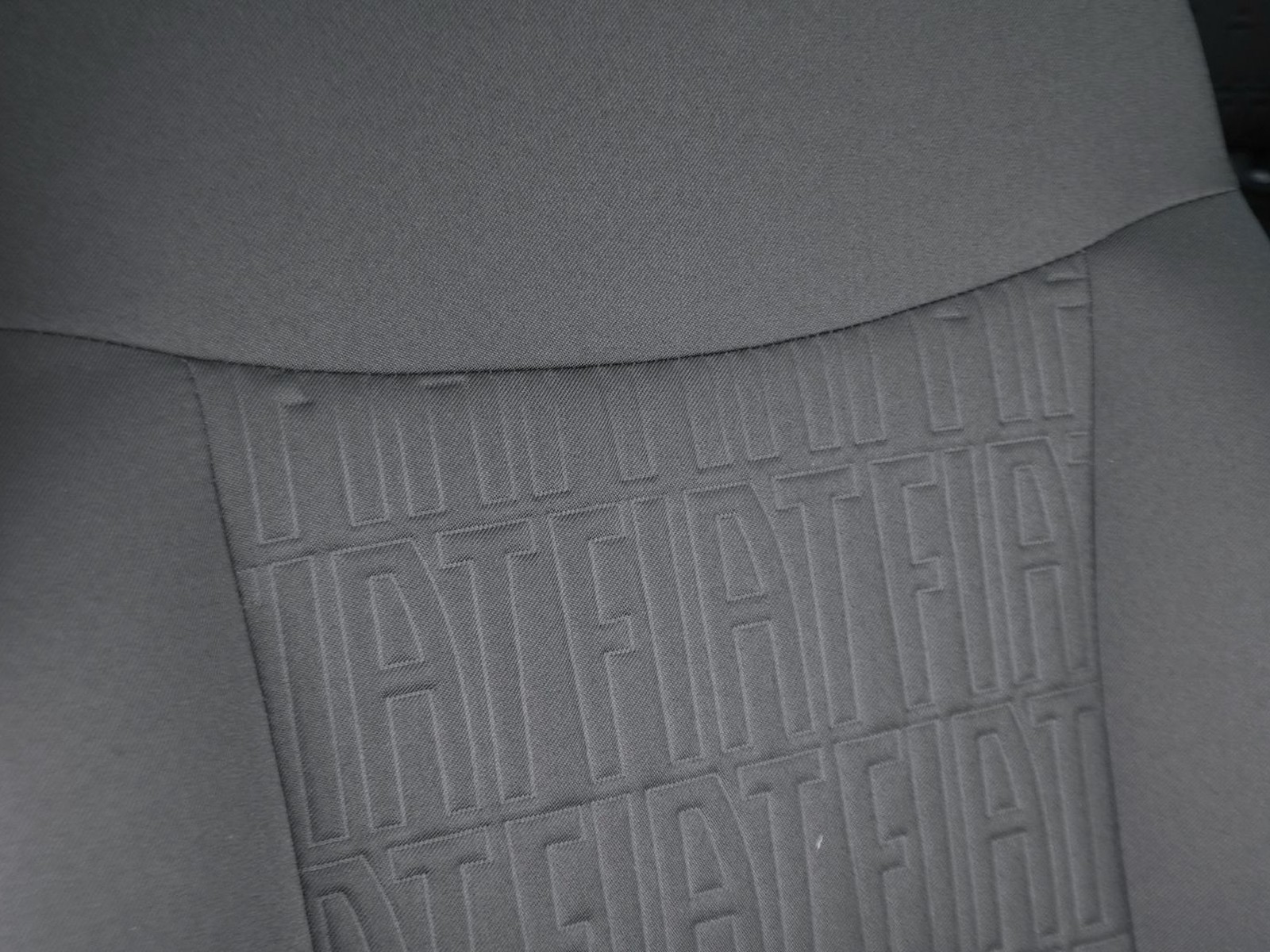 18 - Fiat 500 1.0 firefly hybrid 70cv