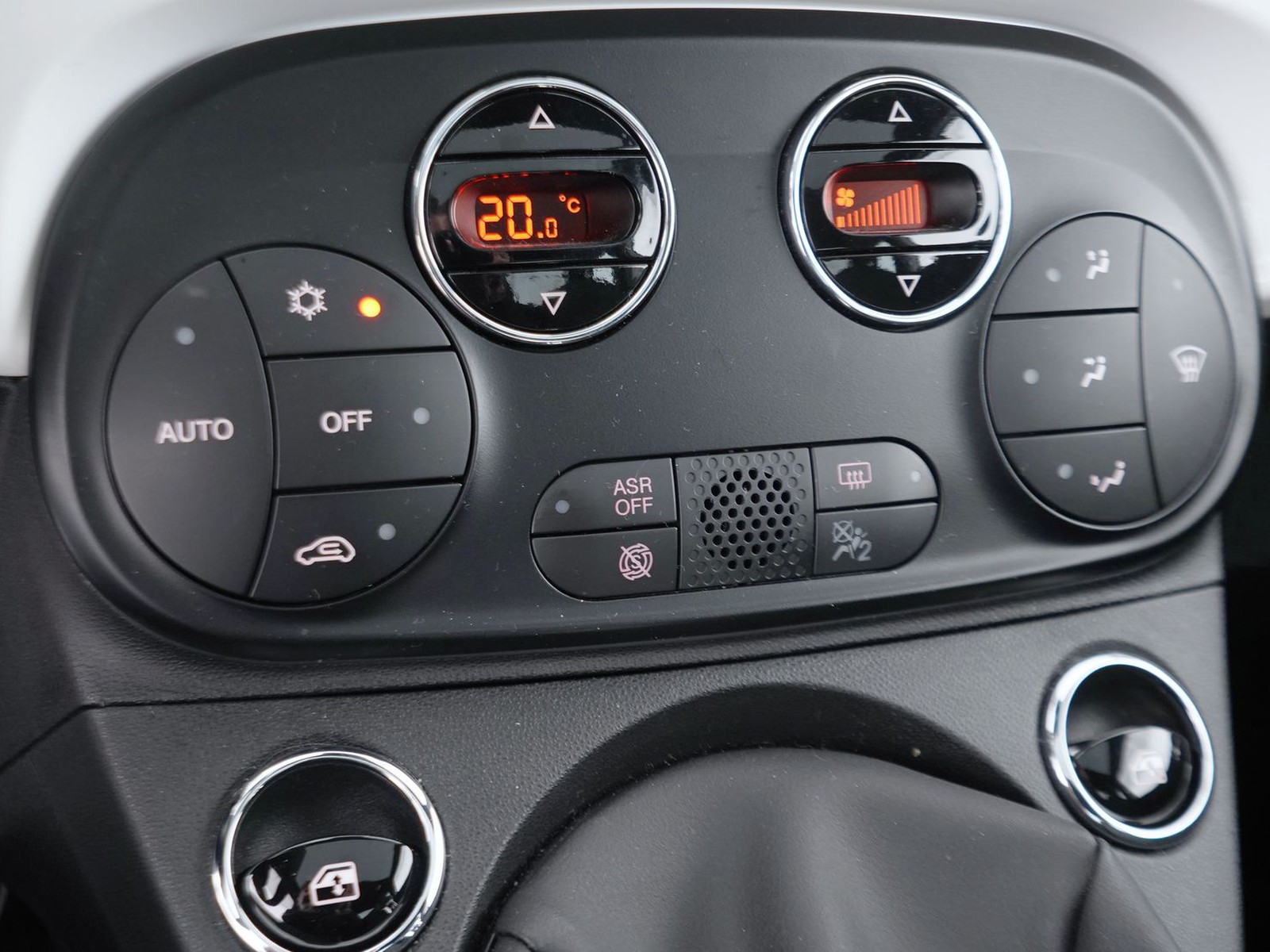 21 - Fiat 500 1.0 firefly hybrid 70cv