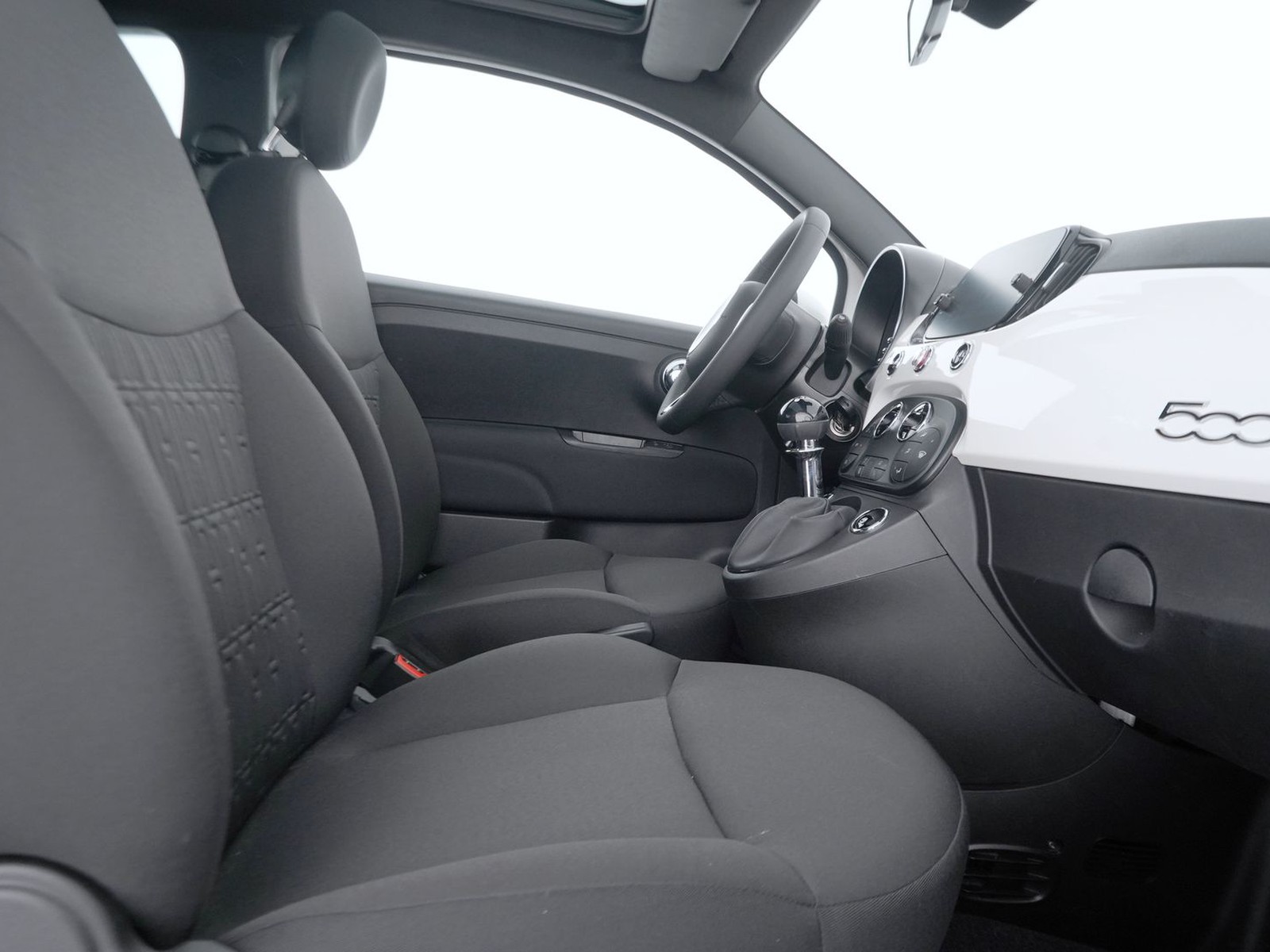 8 - Fiat 500 1.0 firefly hybrid 70cv