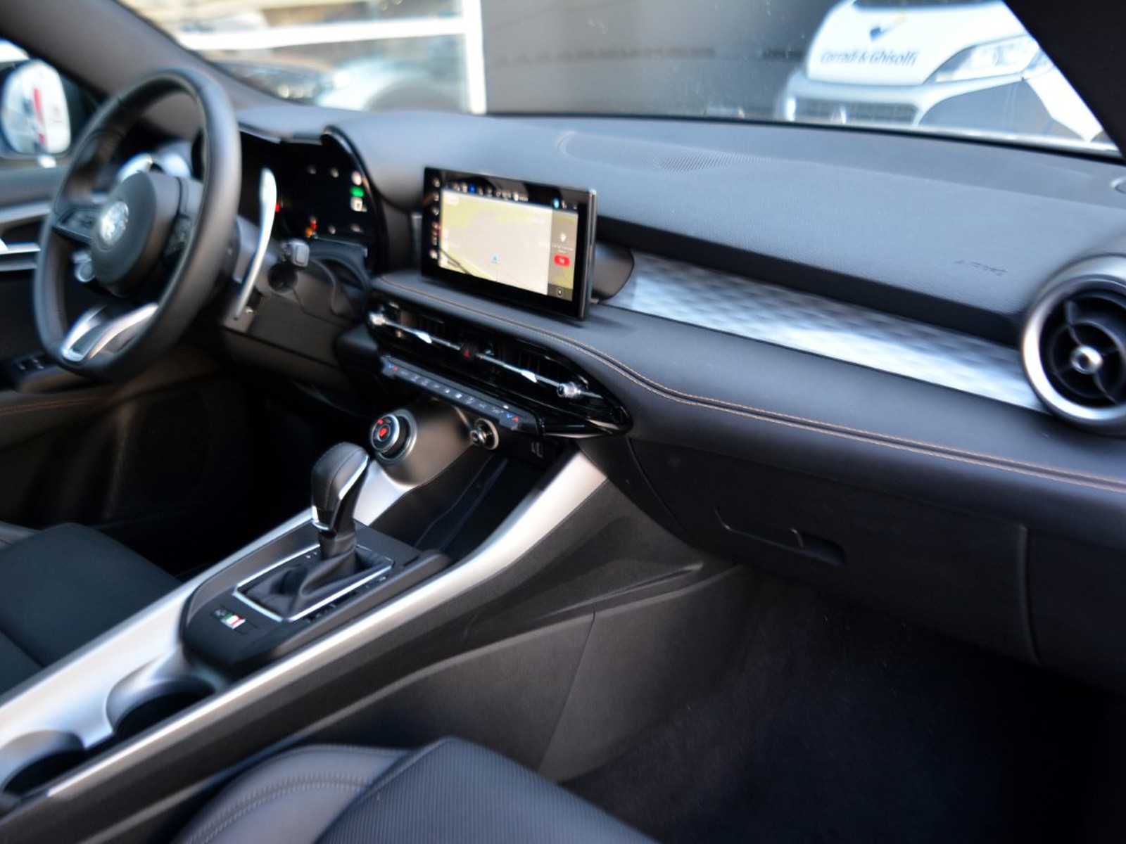 8 - Alfa Romeo Tonale 1.5 hybrid 160cv veloce tct7