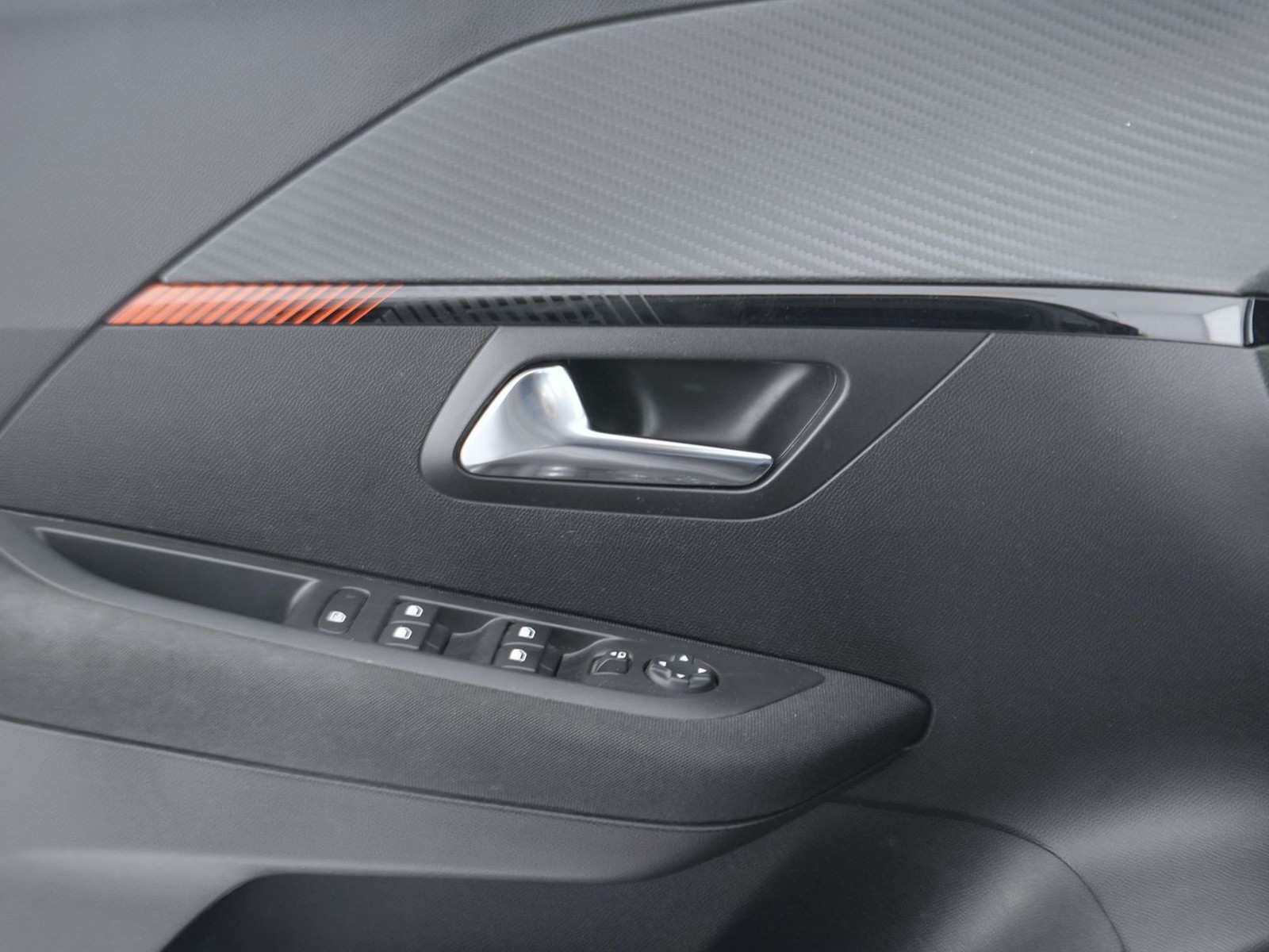 17 - Peugeot 208 5 porte 1.2 puretech 75cv active pack s&s