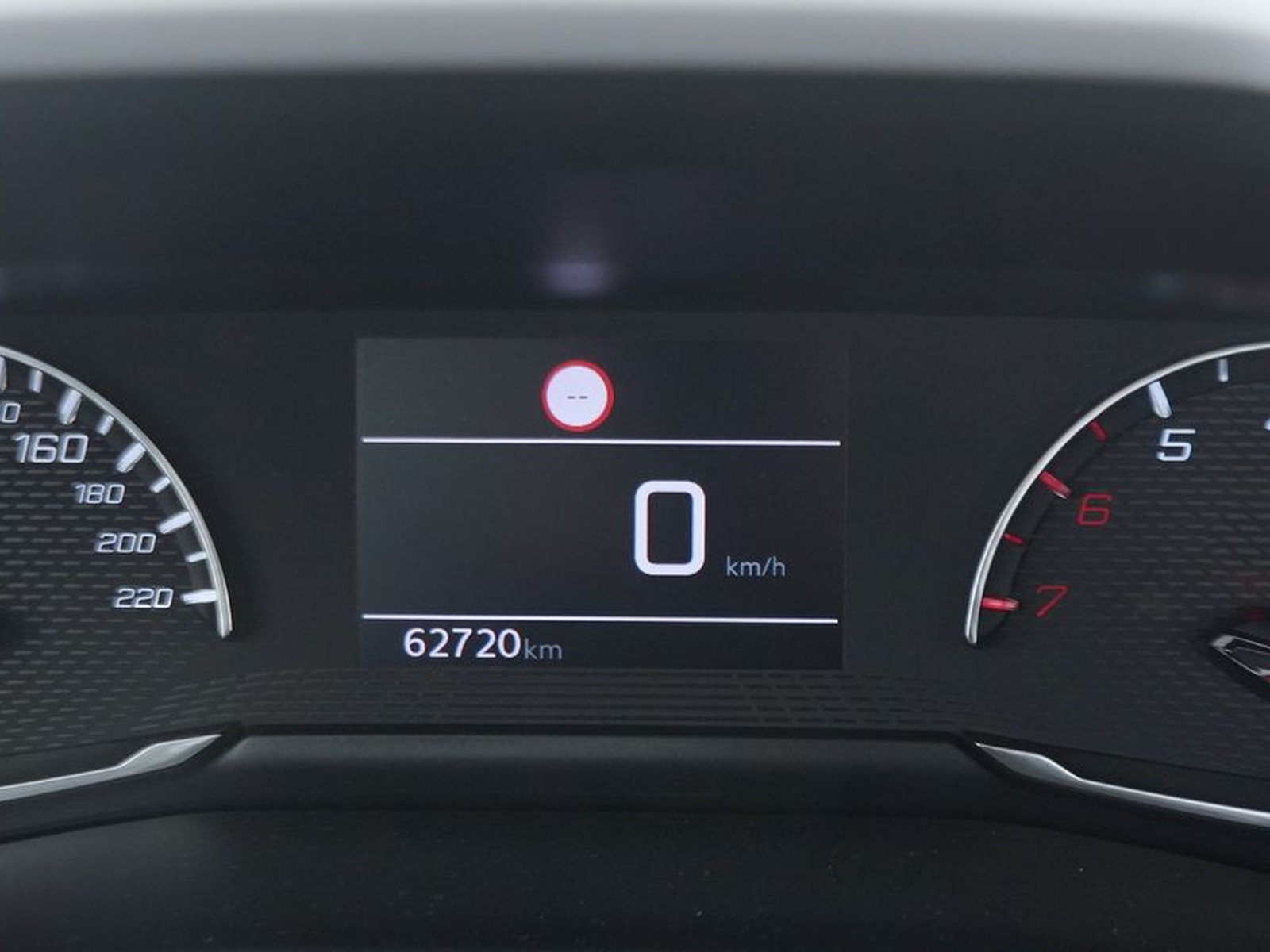 28 - Peugeot 208 5 porte 1.2 puretech 75cv active pack s&s