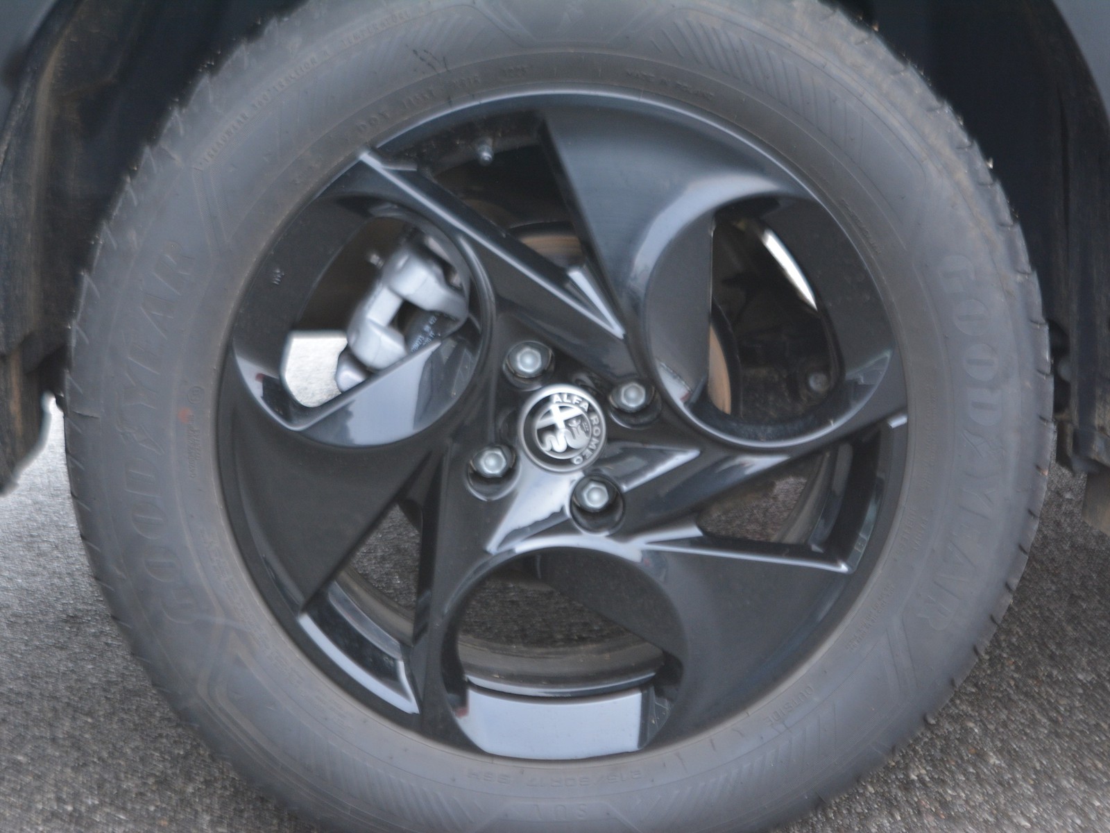 15 - Alfa Romeo Junior 1.2 hybrid 145cv ibrida edct6