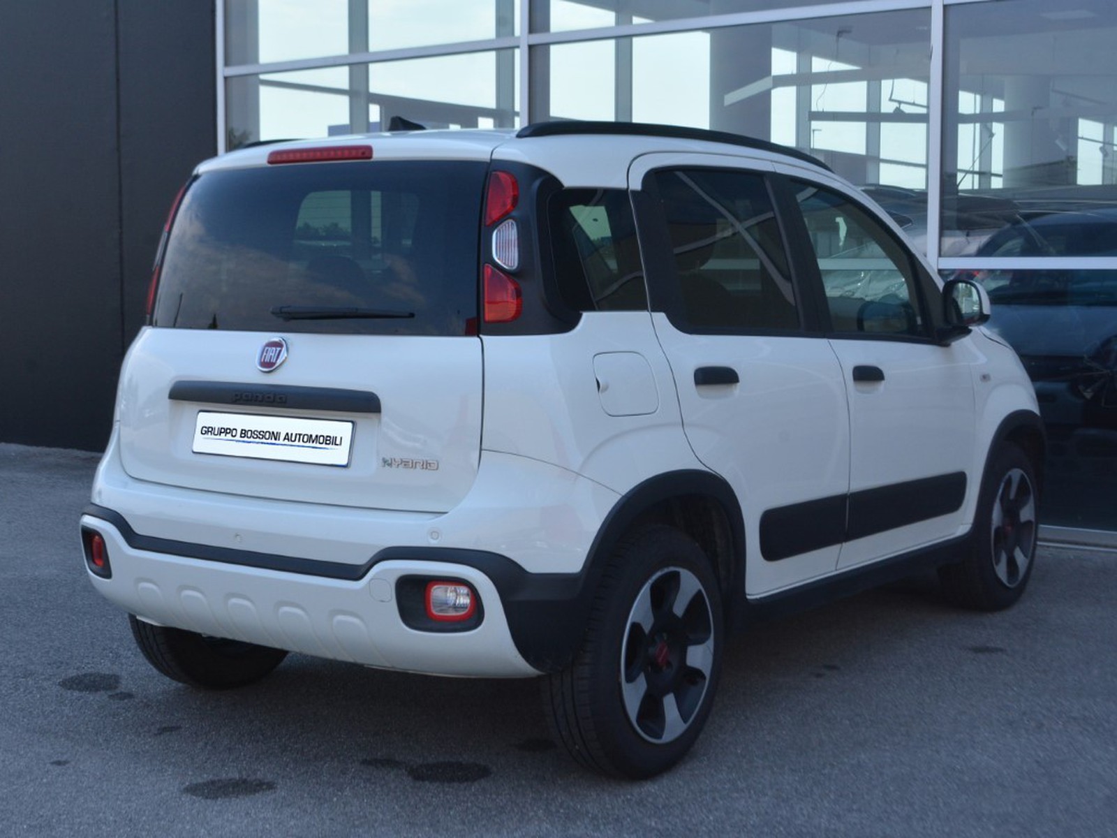 3 - Fiat Panda cross 1.0 firefly hybrid 70cv s&s 5p.ti
