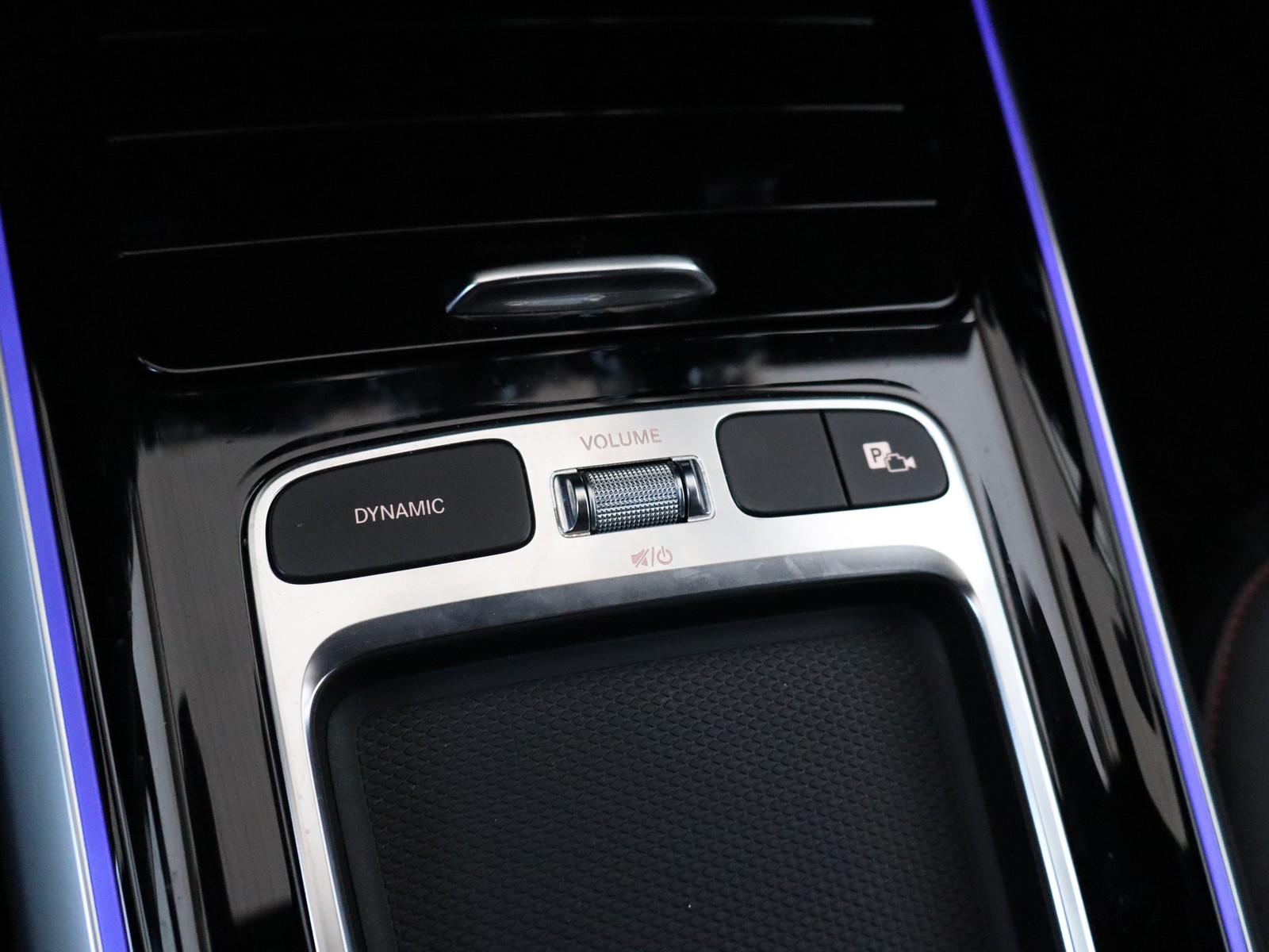 14 - Mercedes GLA 250 e plug-in-hybrid amg line advanced plus 8g-dct