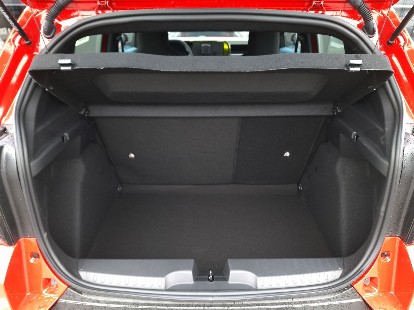 6 - Fiat Grande Panda 1.2 hybrid 110cv pop