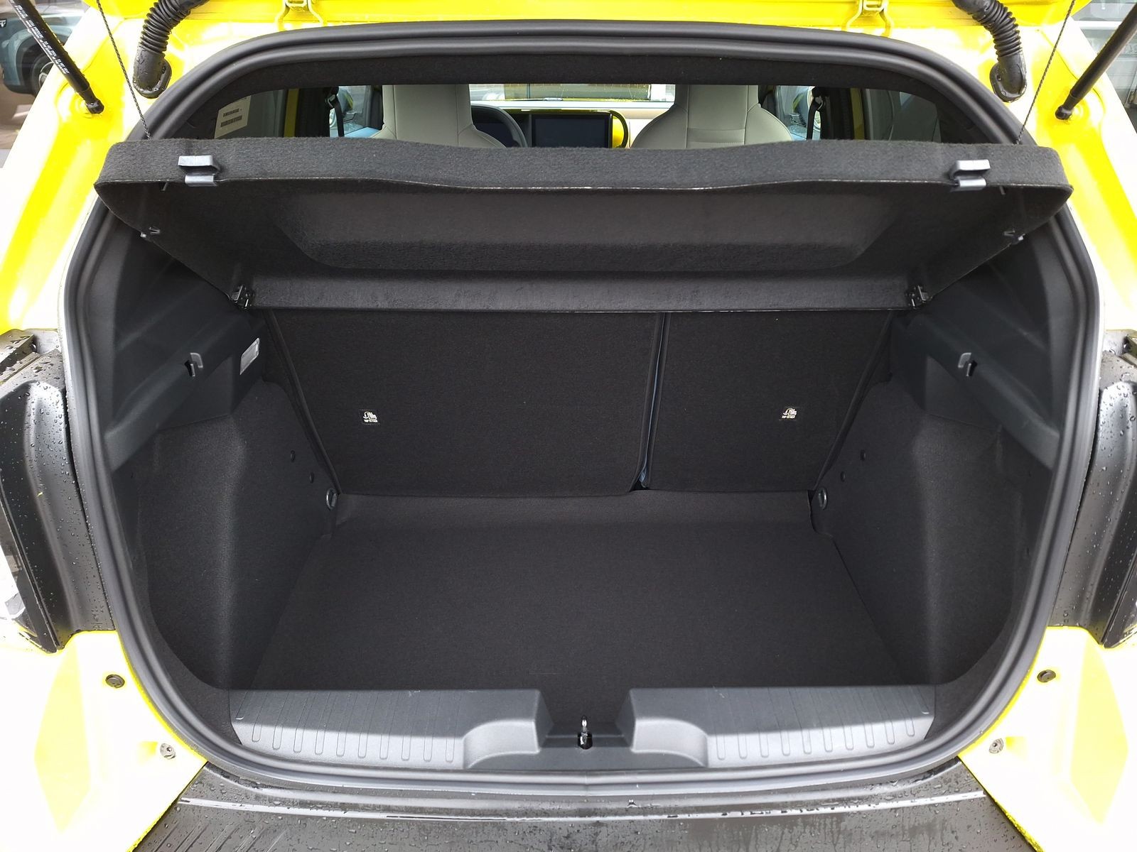 6 - Fiat Grande Panda 1.2 hybrid 110cv la prima