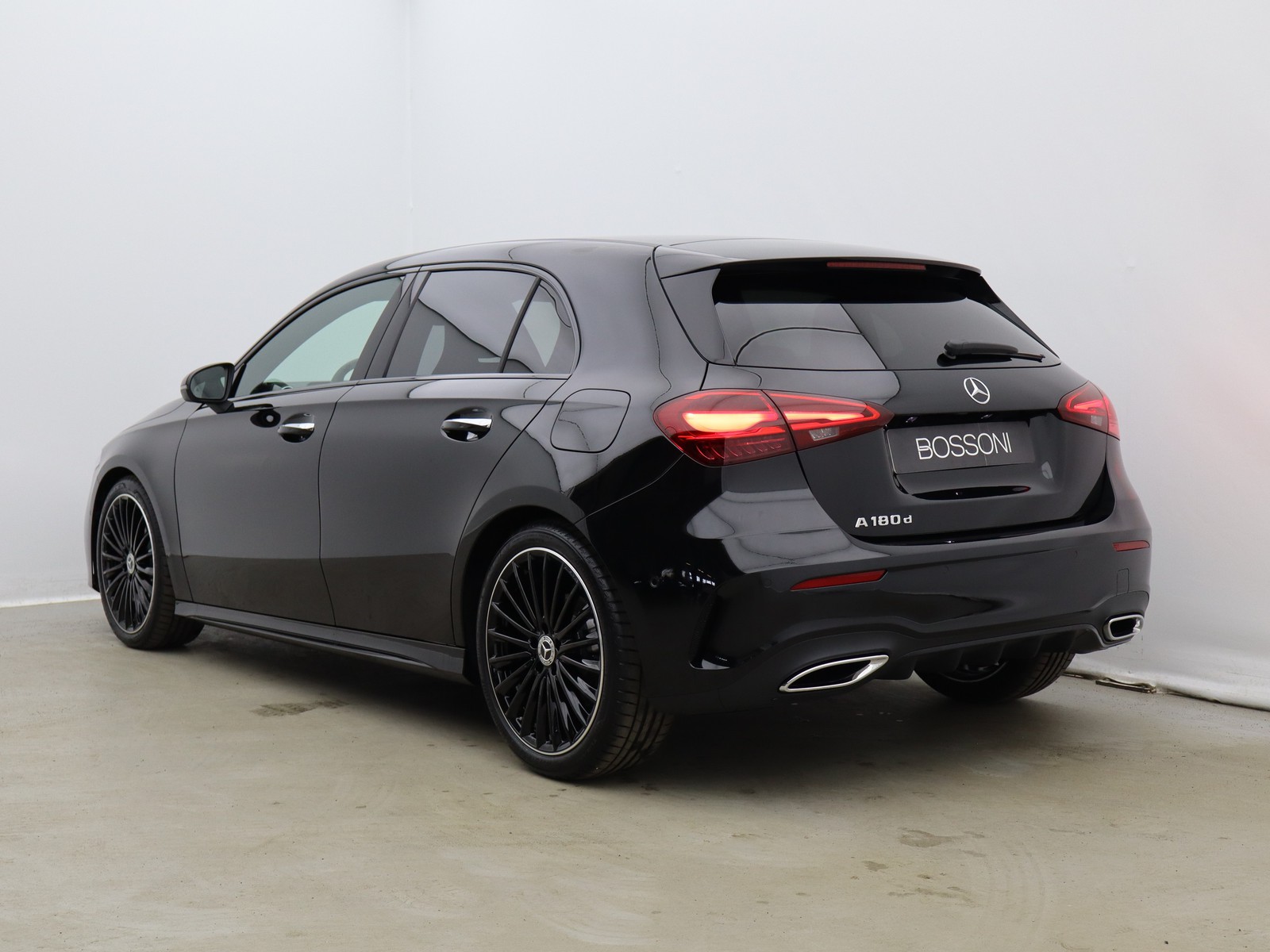 5 - Mercedes Classe A 180 d amg line premium speedshift dct amg 8g