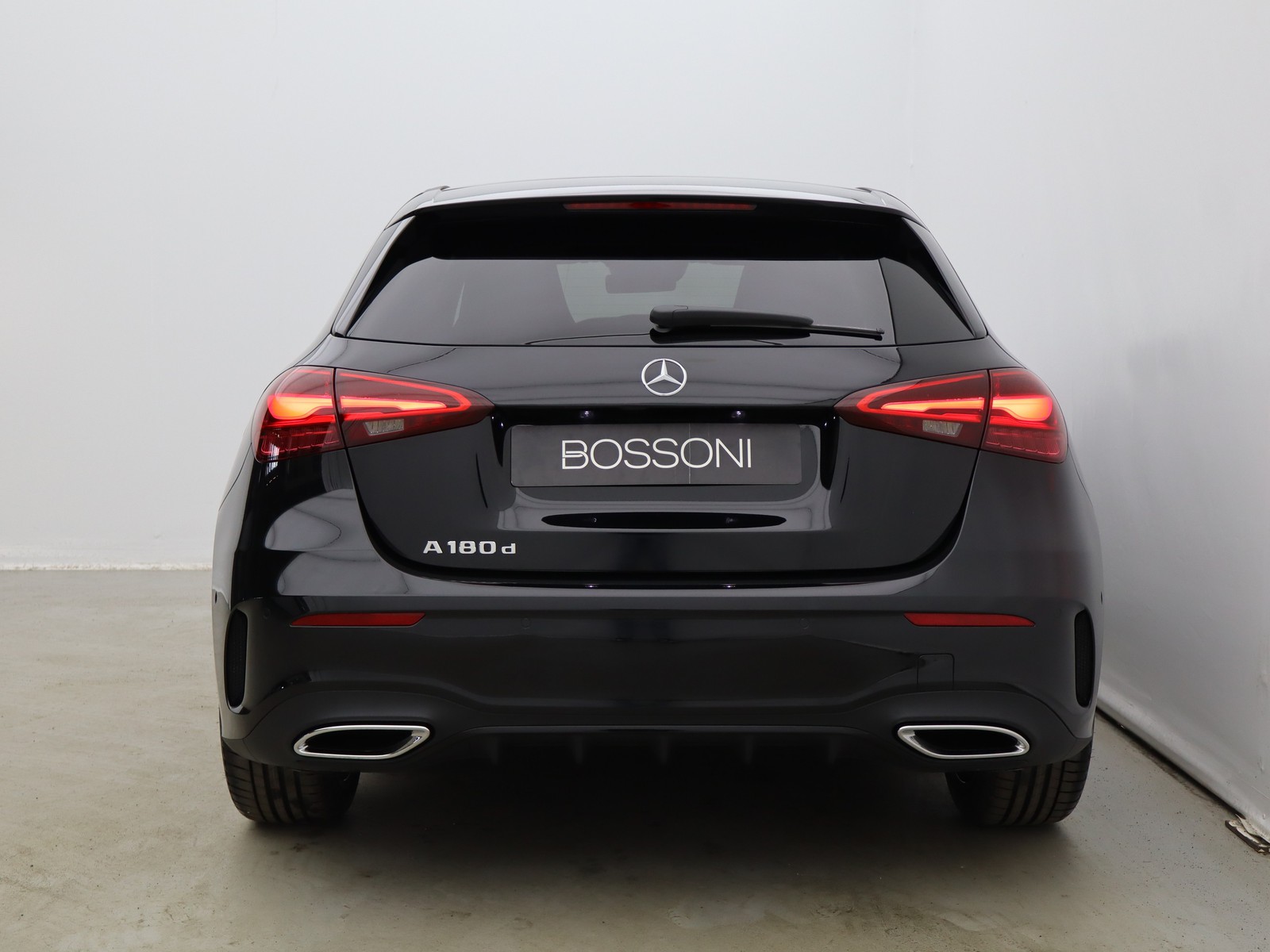 6 - Mercedes Classe A 180 d amg line premium speedshift dct amg 8g