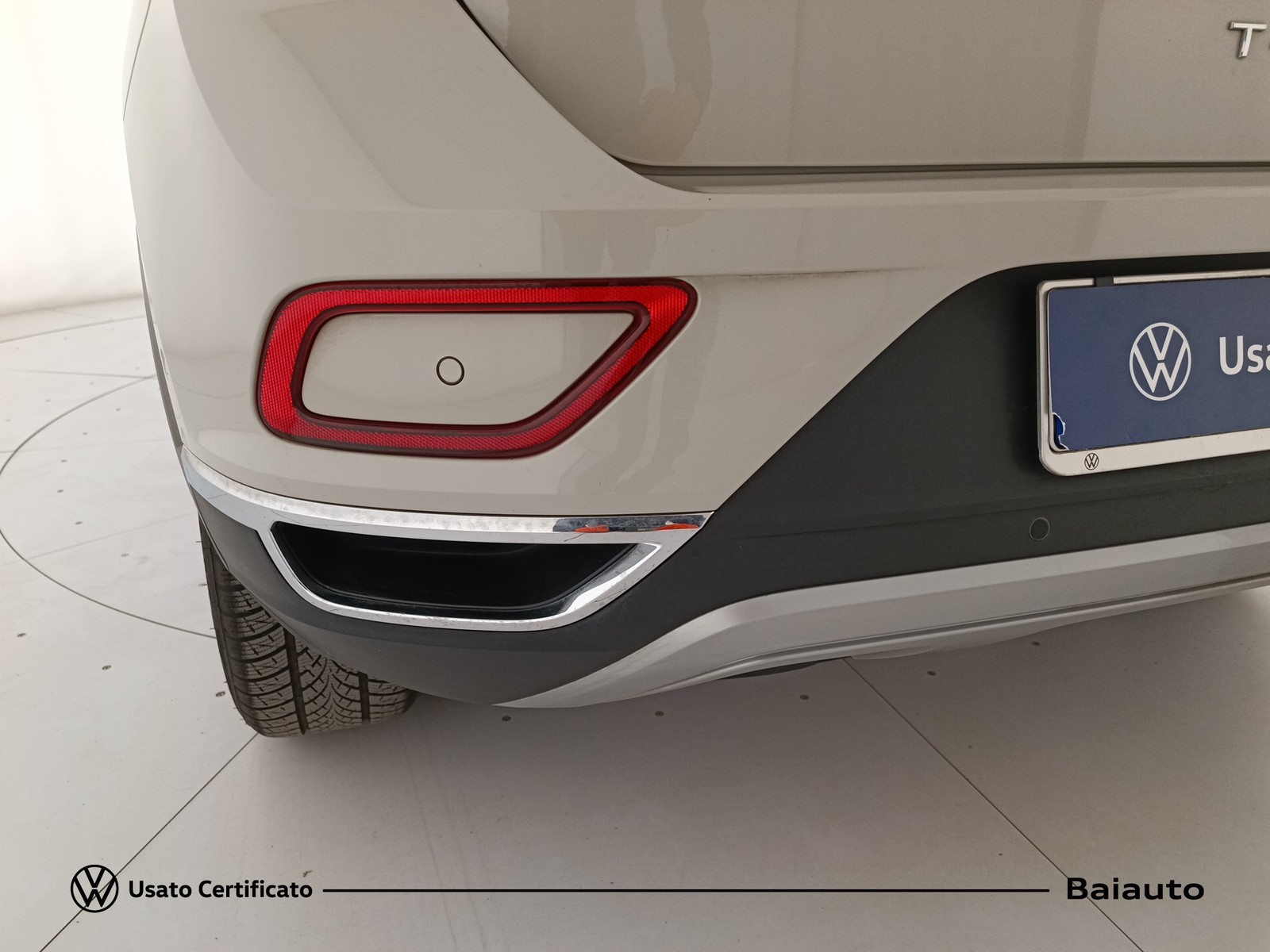 29 - Volkswagen T-Roc 1.5 tsi act style dsg