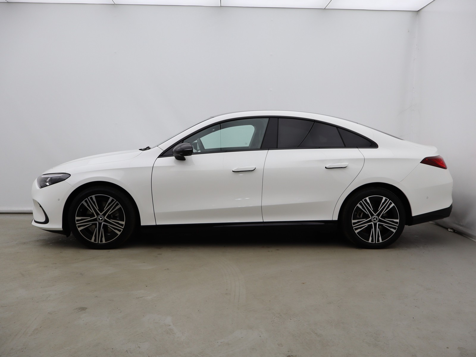 3 - Mercedes CLA eq 250+ advanced plus