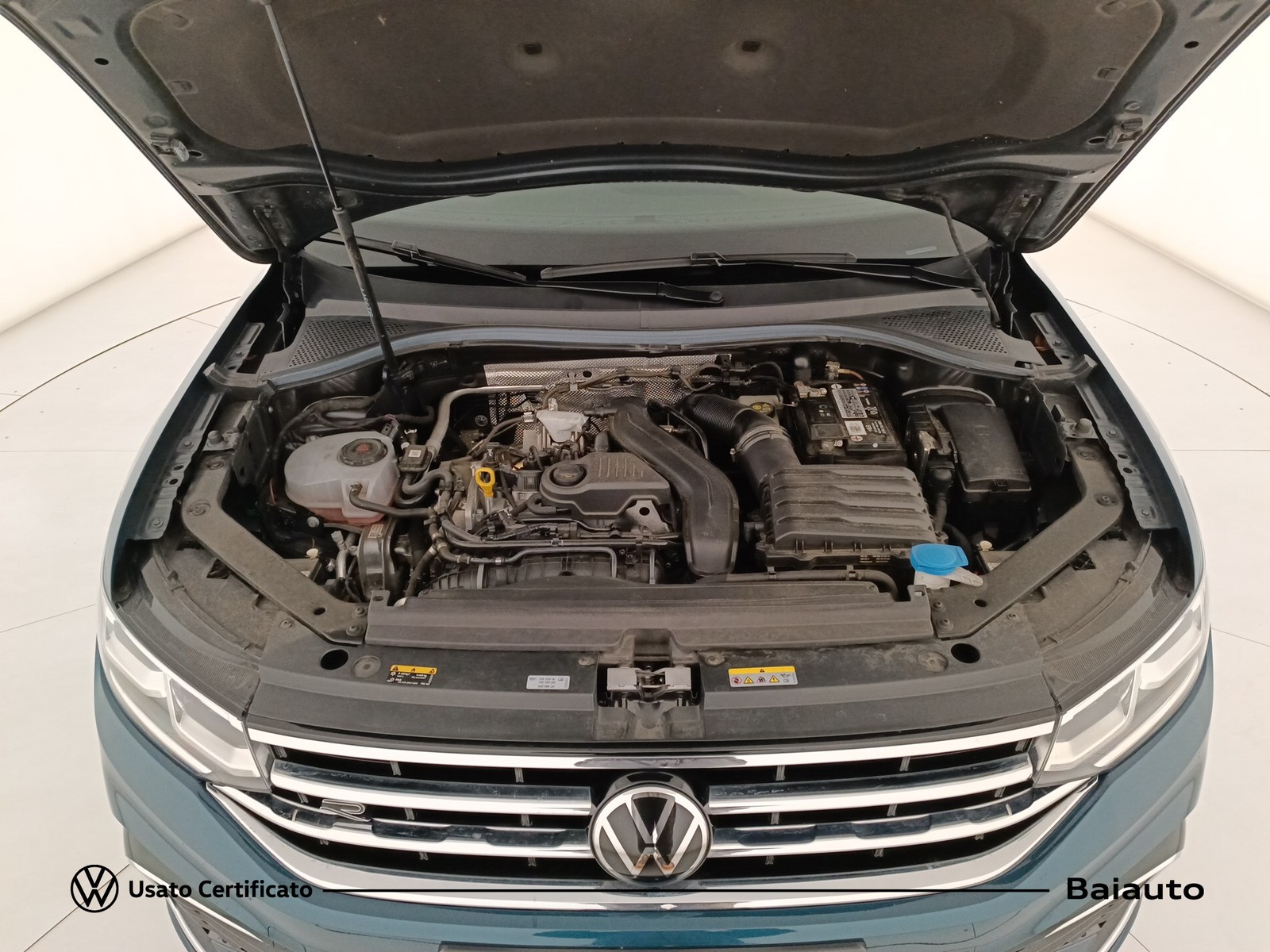 32 - Volkswagen Tiguan 1.5 tsi act 150cv r-line dsg