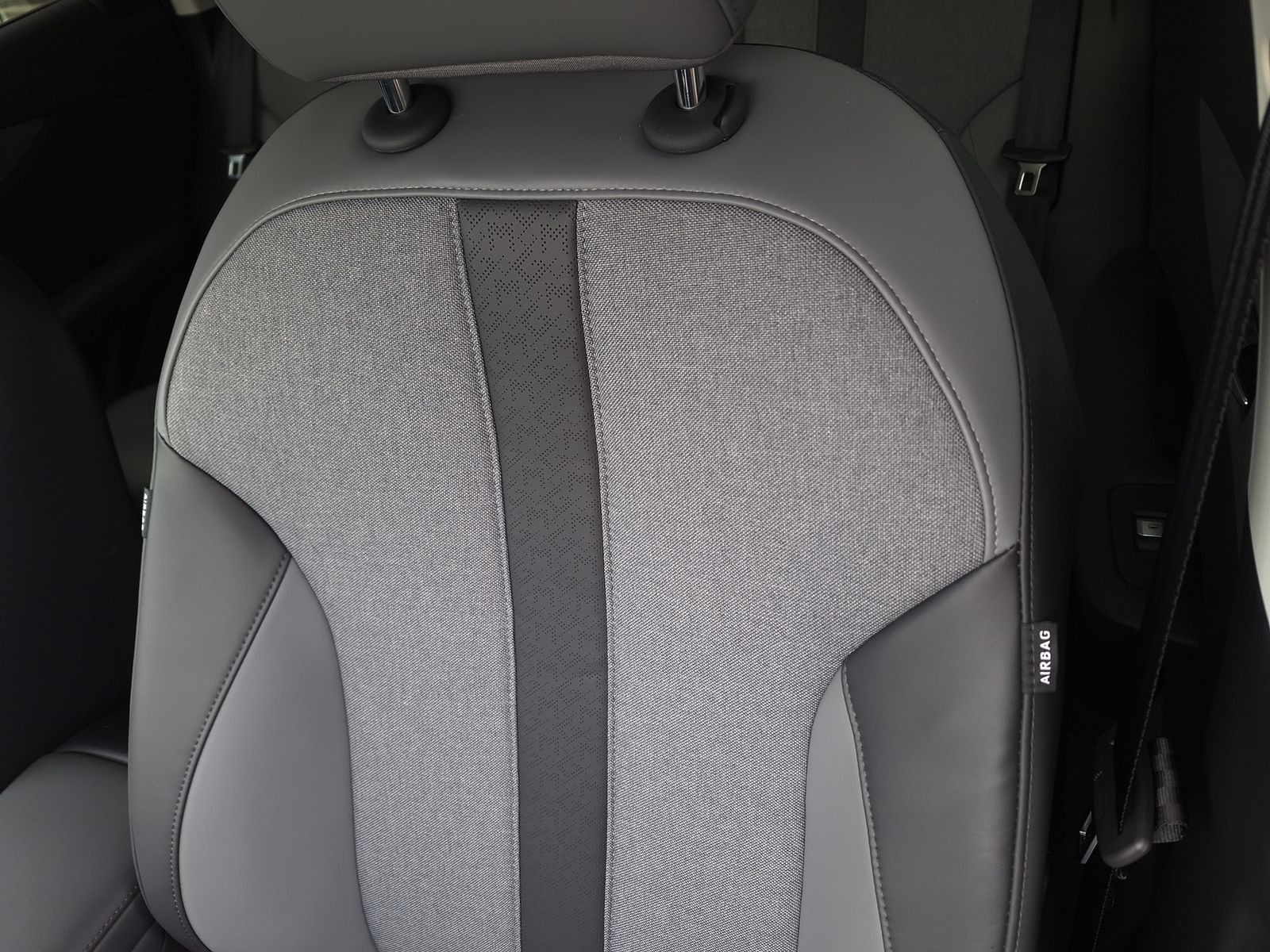 21 - Mg MGS5 EV ev luxury 64