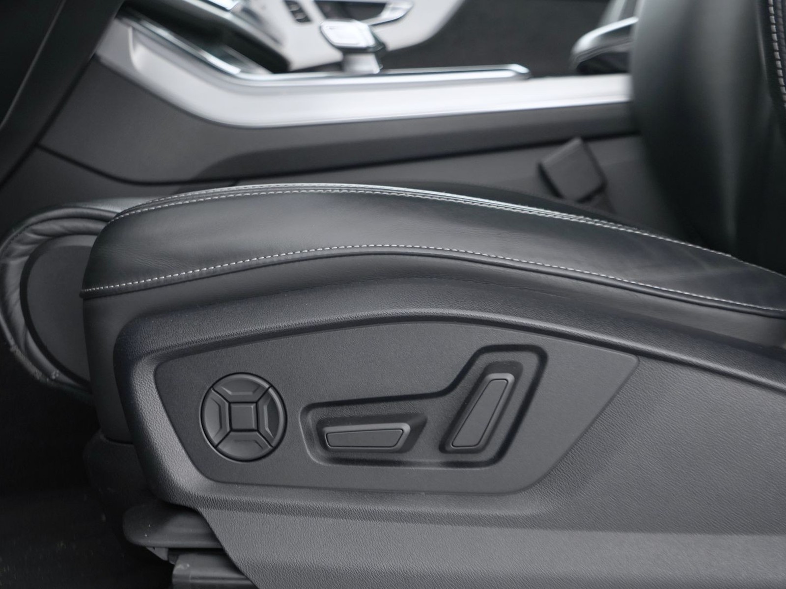 22 - Audi Q7 50 3.0 v6 tdi mhev sport quattro tiptronic 7p.ti