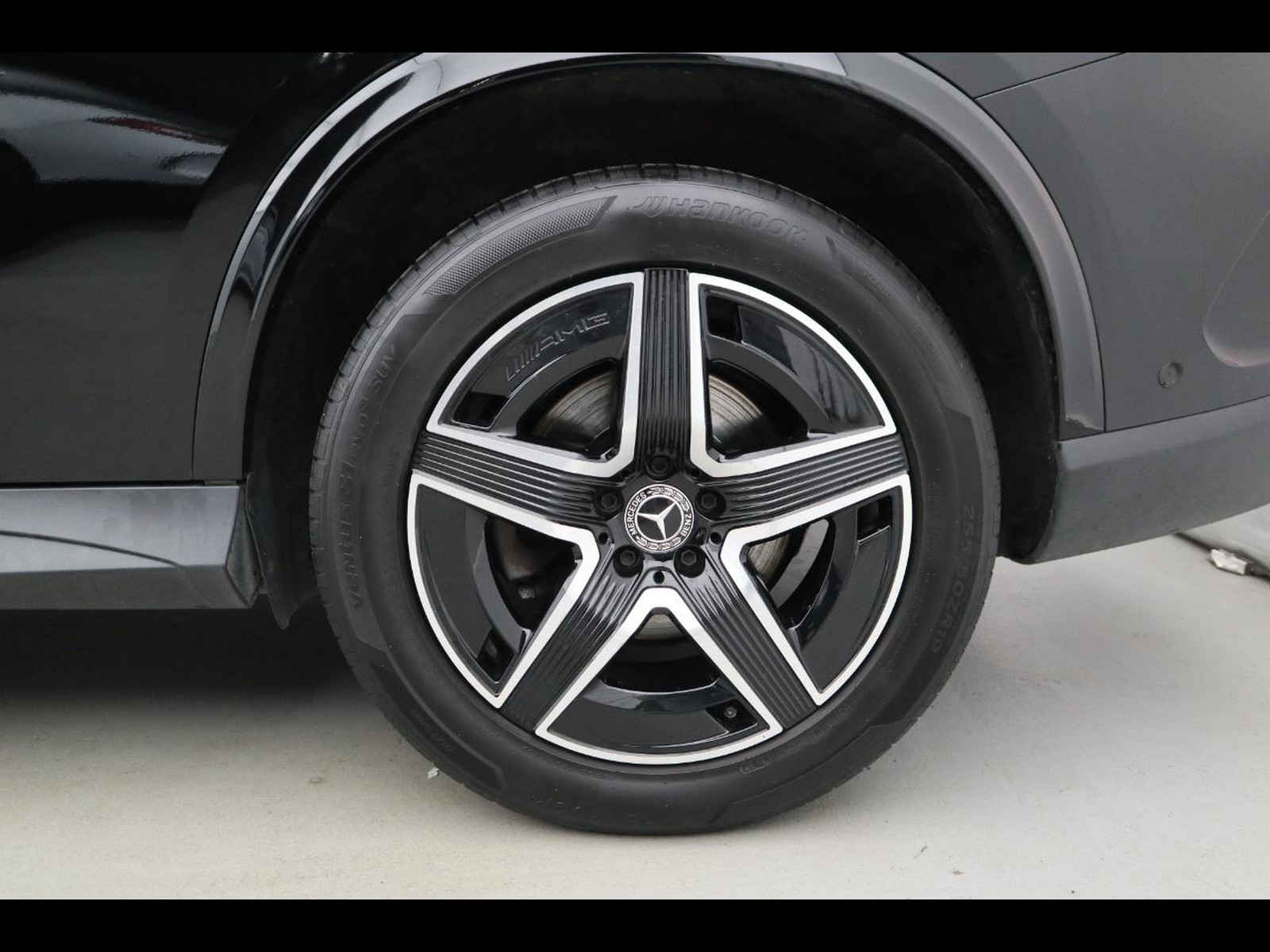 4 - Mercedes GLC suv 220 d amg line advanced 4matic 9g-tronic