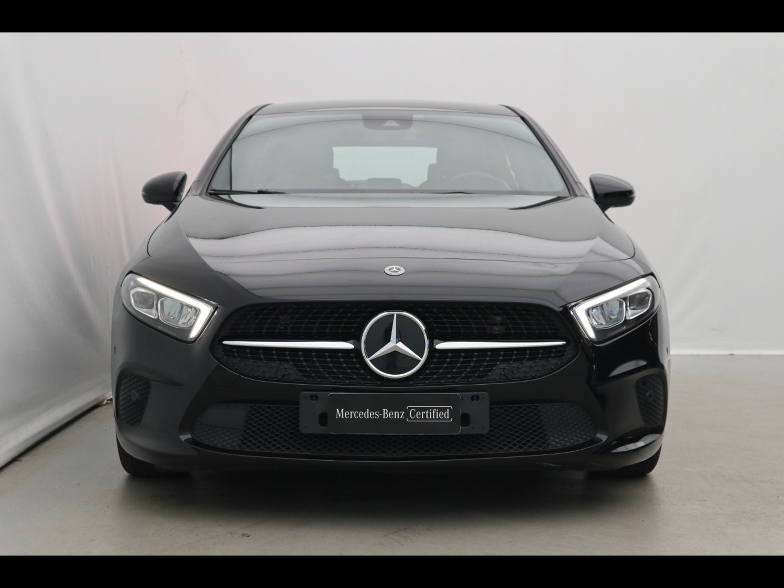 2 - Mercedes Classe A 180 d business extra