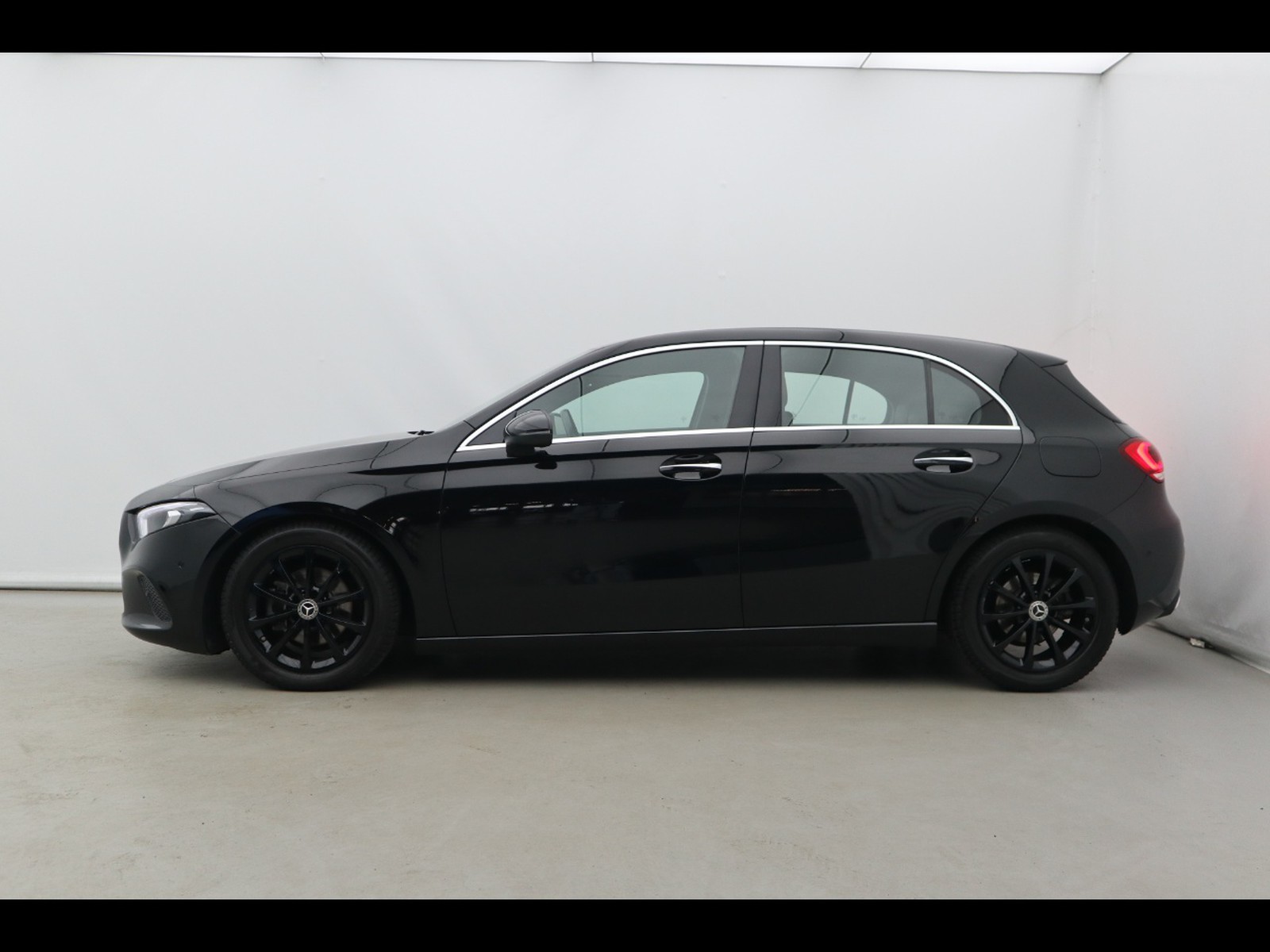 3 - Mercedes Classe A 180 d business extra