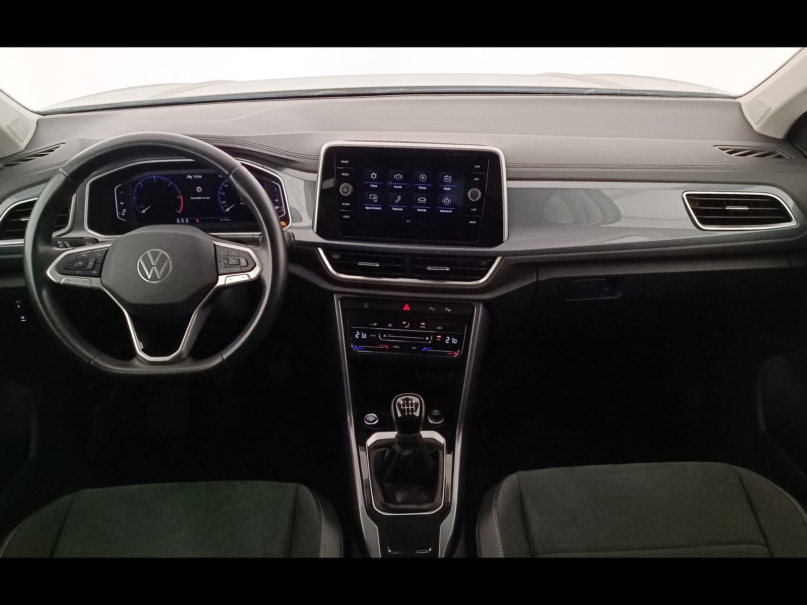 16 - Volkswagen T-Roc 2.0 tdi scr 115cv style