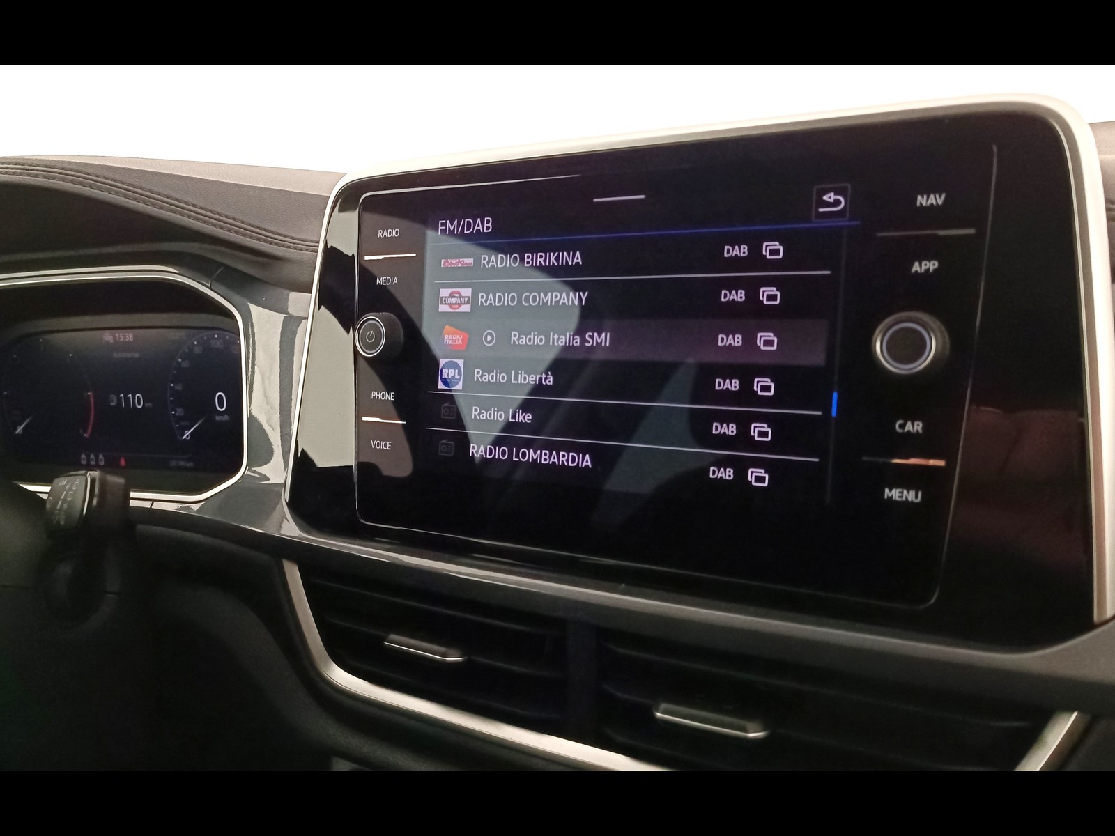 21 - Volkswagen T-Roc 2.0 tdi scr 115cv style