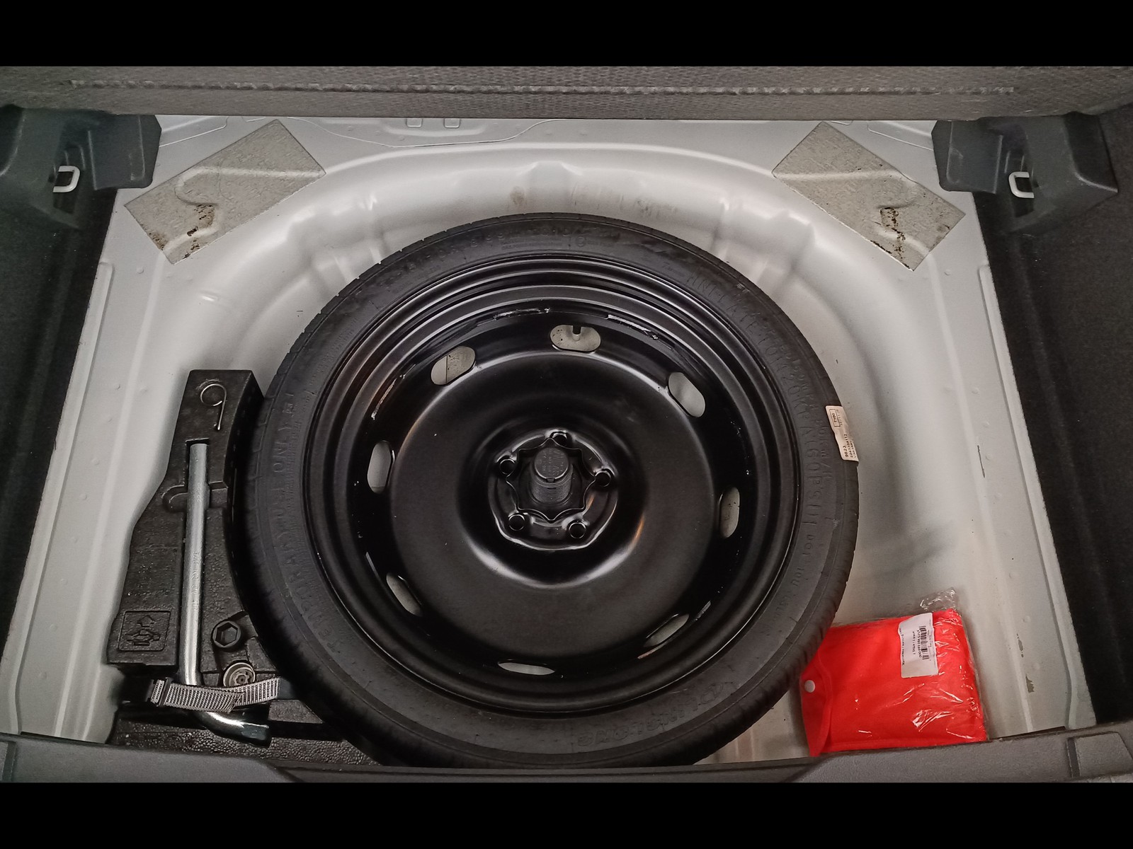 35 - Volkswagen T-Roc 2.0 tdi scr 115cv style