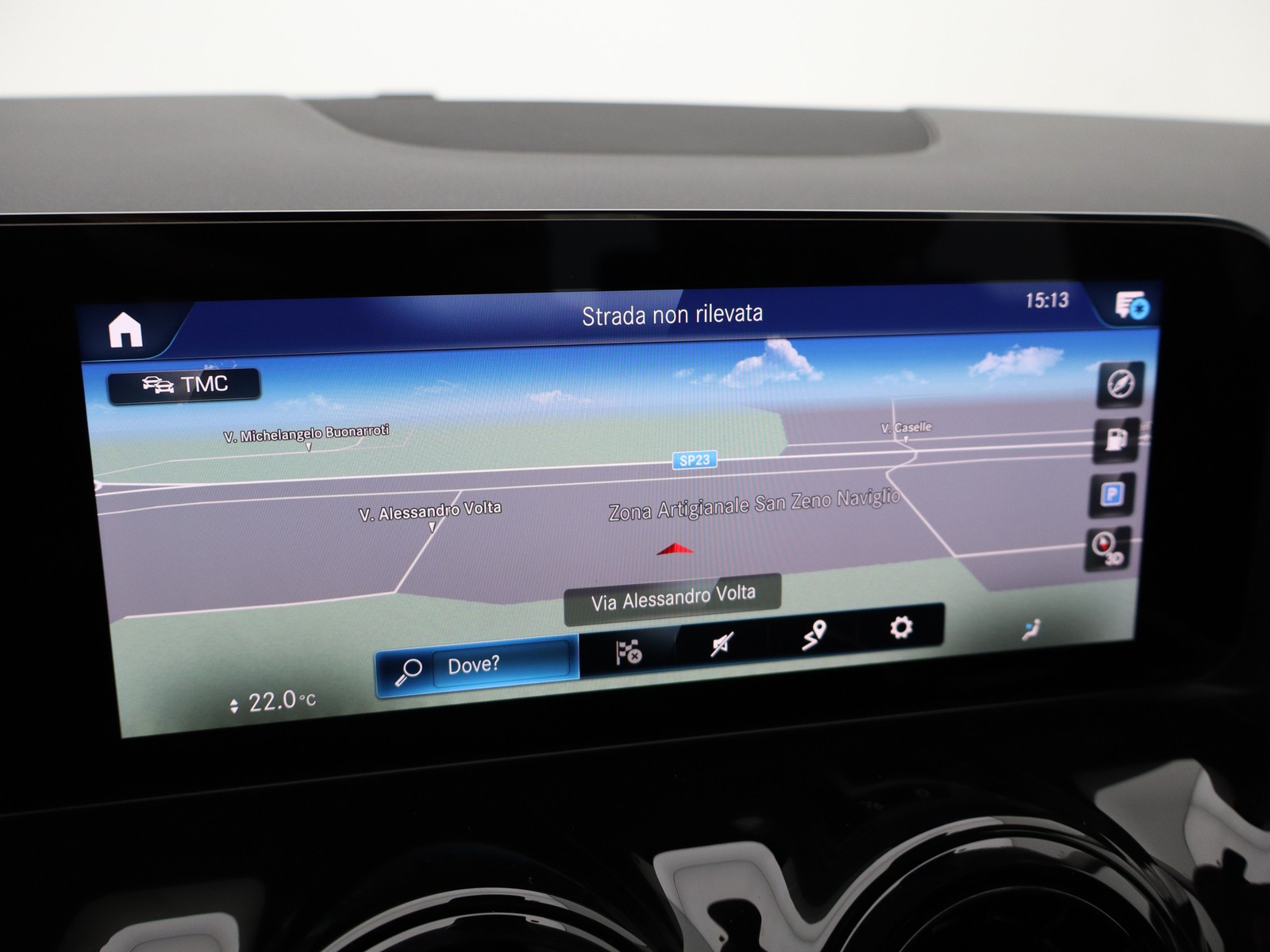 10 - Mercedes GLA 180 business extra 7g-dct