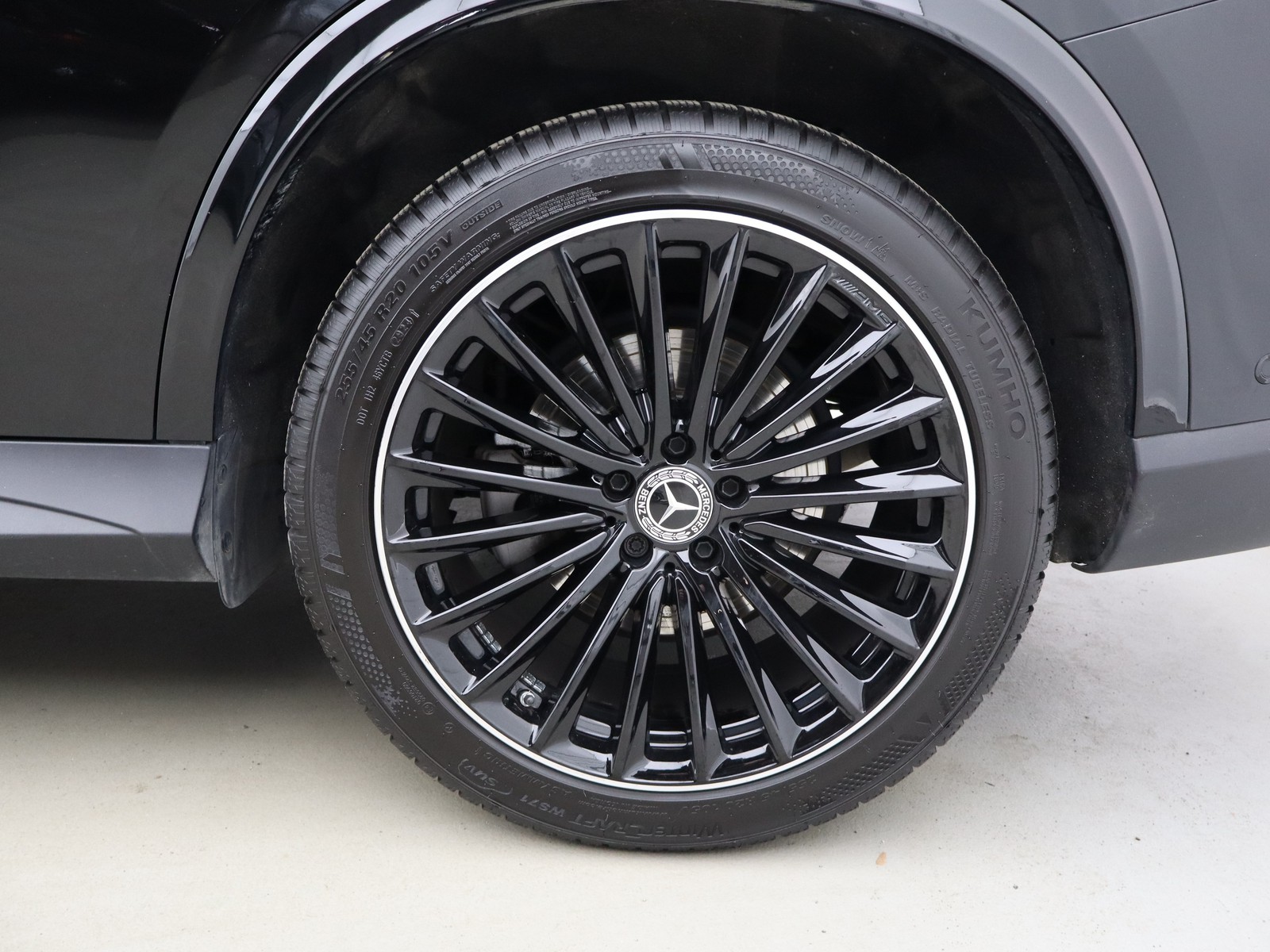 4 - Mercedes GLC suv 220 d amg line advanced 4matic 9g-tronic