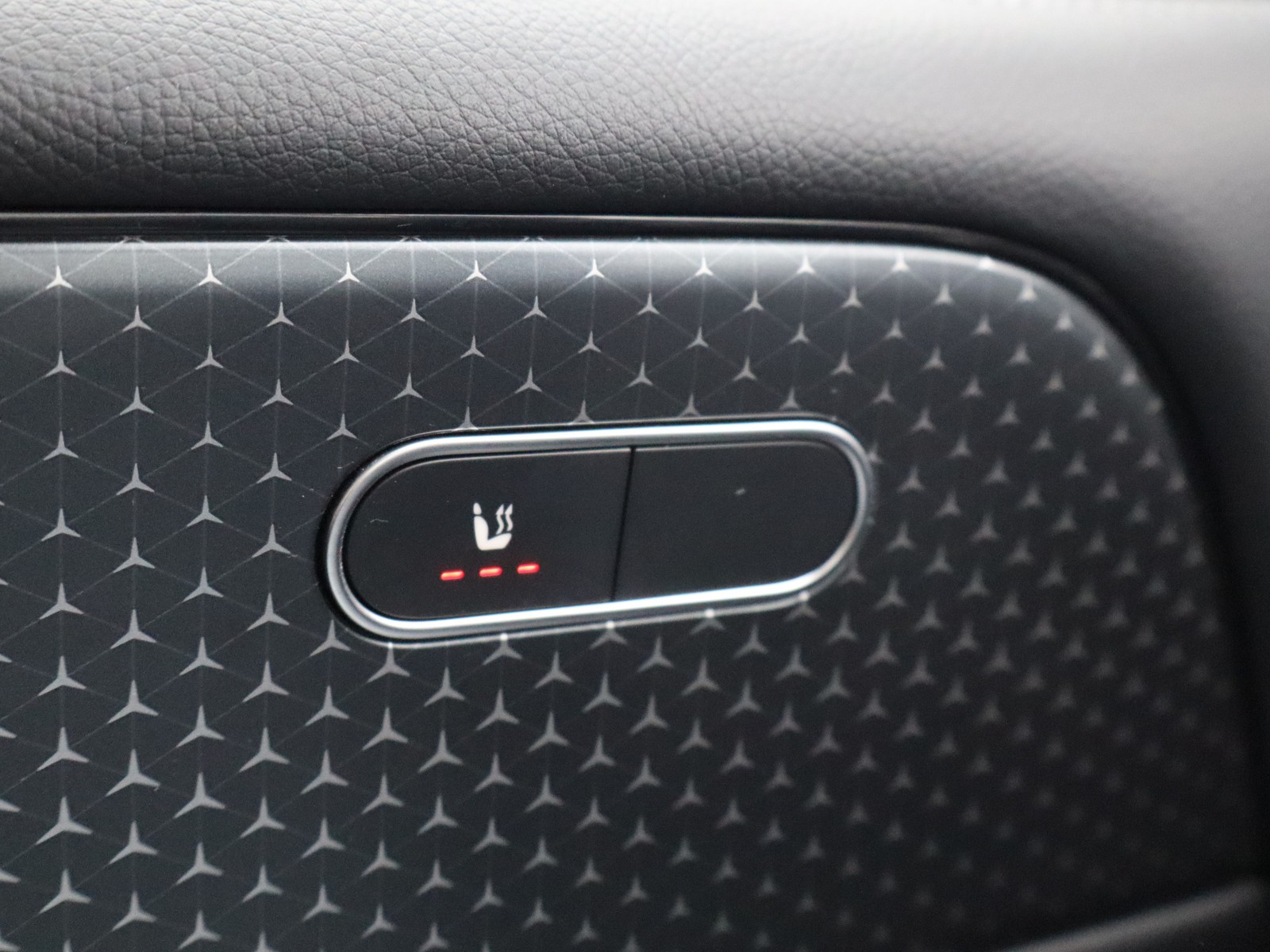 15 - Mercedes GLB 180 d progressive advanced 8g-dct