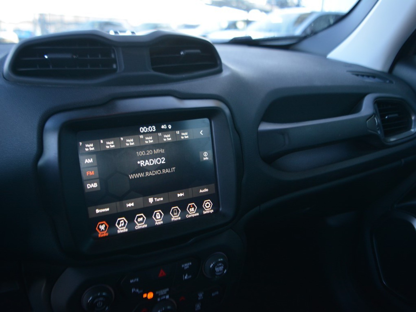 11 - Jeep Renegade 1.5 turbo t4 mhev 130cv limited 2wd