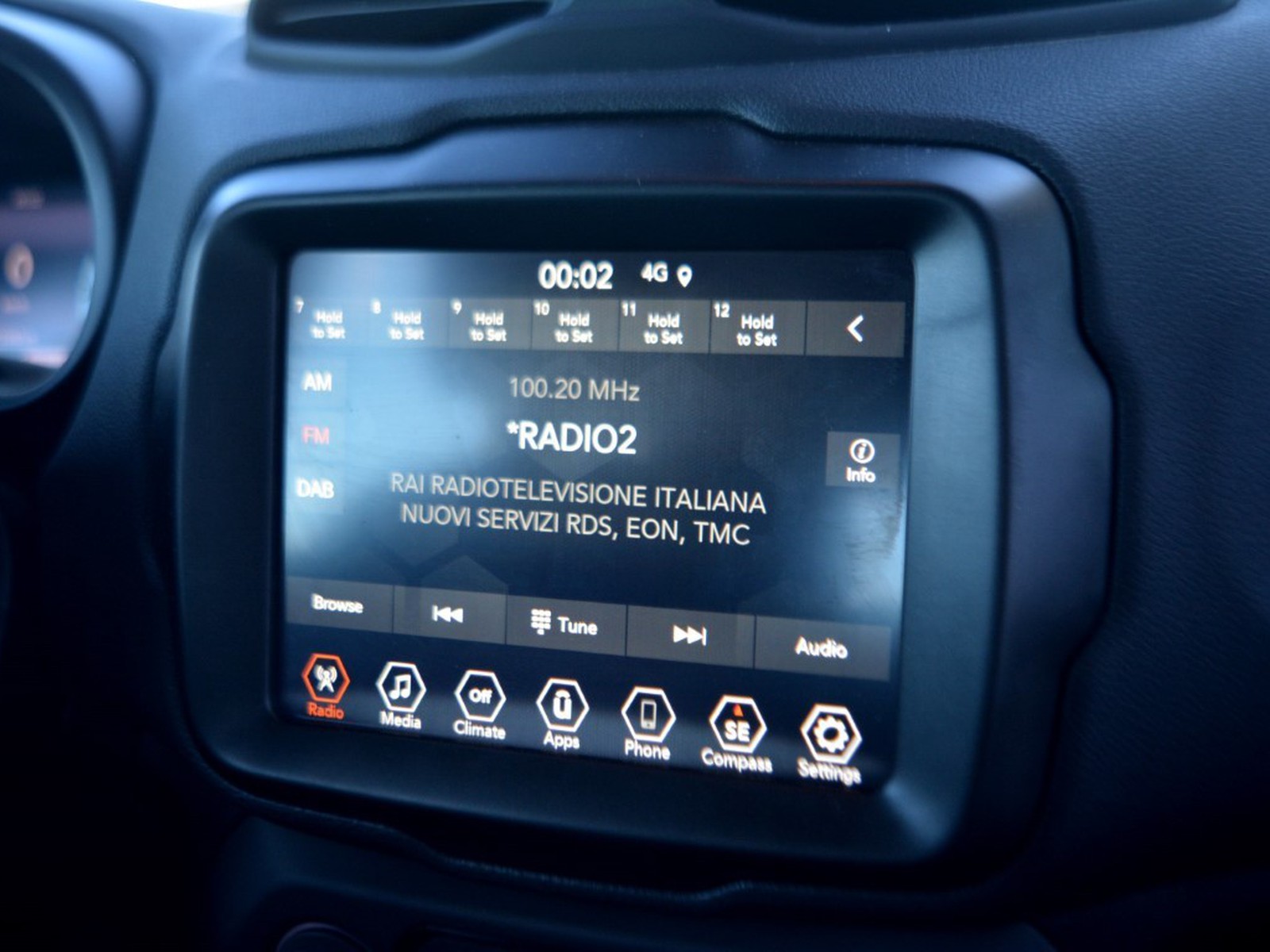 12 - Jeep Renegade 1.5 turbo t4 mhev 130cv limited 2wd