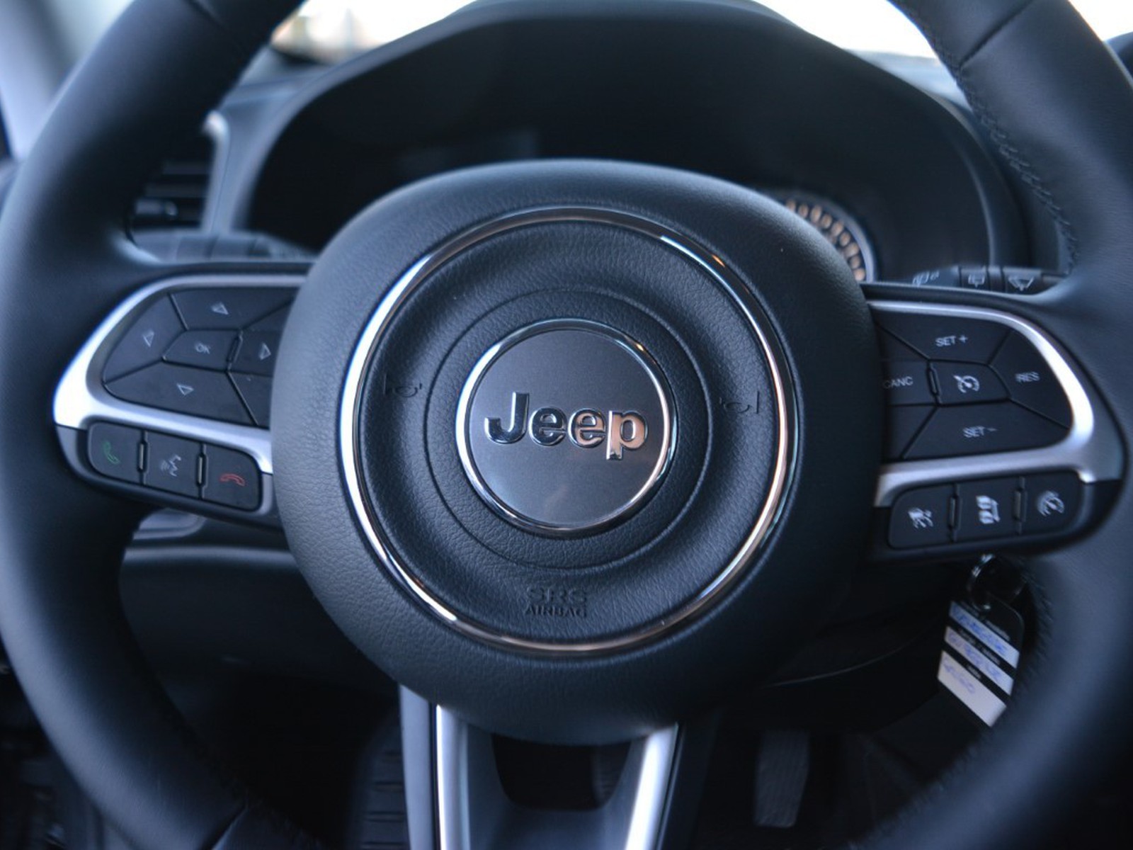 17 - Jeep Renegade 1.5 turbo t4 mhev 130cv limited 2wd