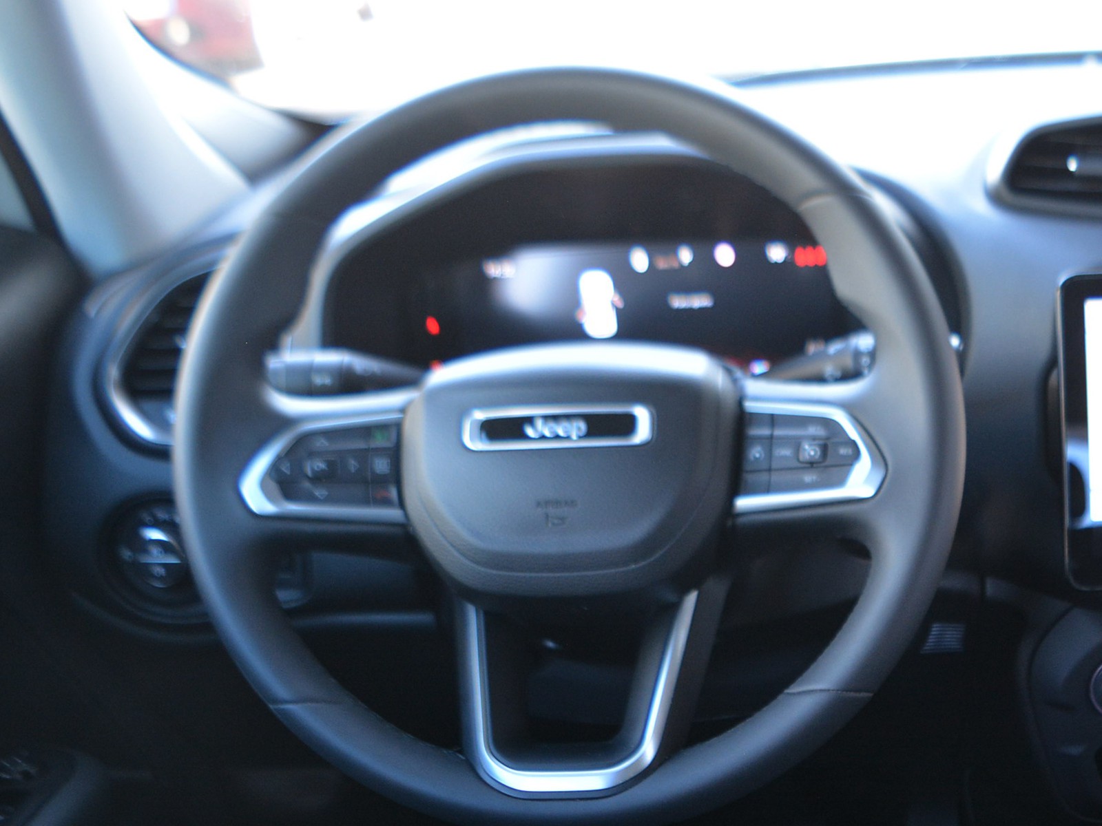 16 - Jeep Renegade 1.5 turbo t4 mhev altitude 2wd dct