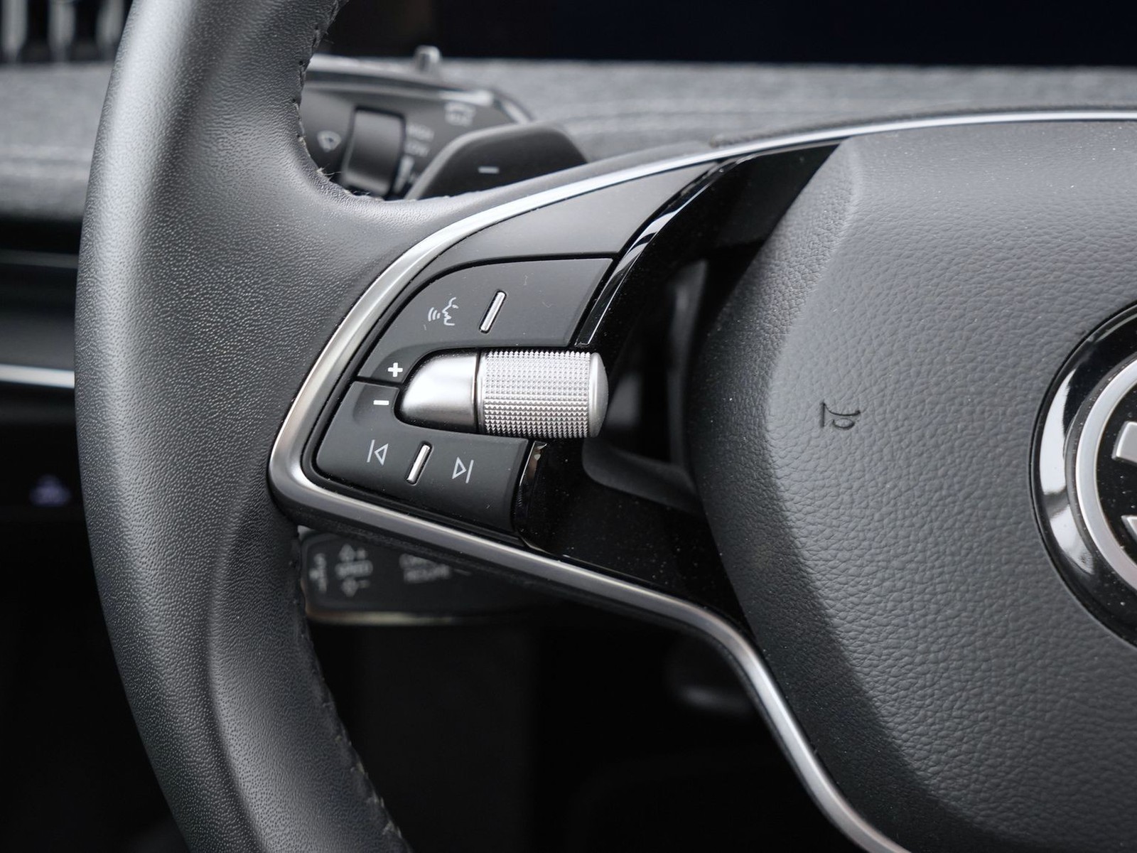 28 - Skoda Superb wagon 2.0 tdi evo 150cv selection dsg