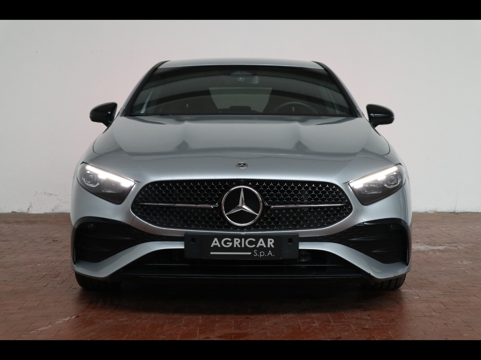 2 - Mercedes Classe A 180 d amg line advanced plus speedshift dct amg 8g