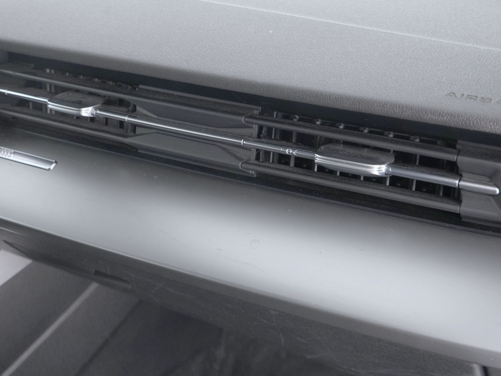 18 - Audi A3 sportback 40 1.4 tfsi e business advanced s tronic