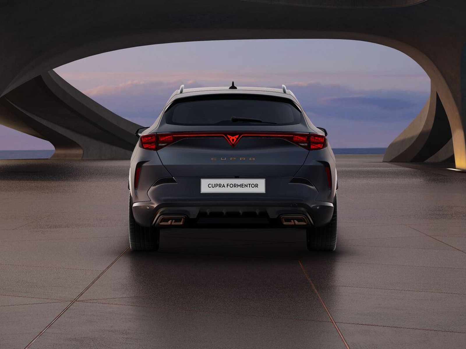 6 - Cupra Formentor 1.5 e-hybrid 204cv dsg