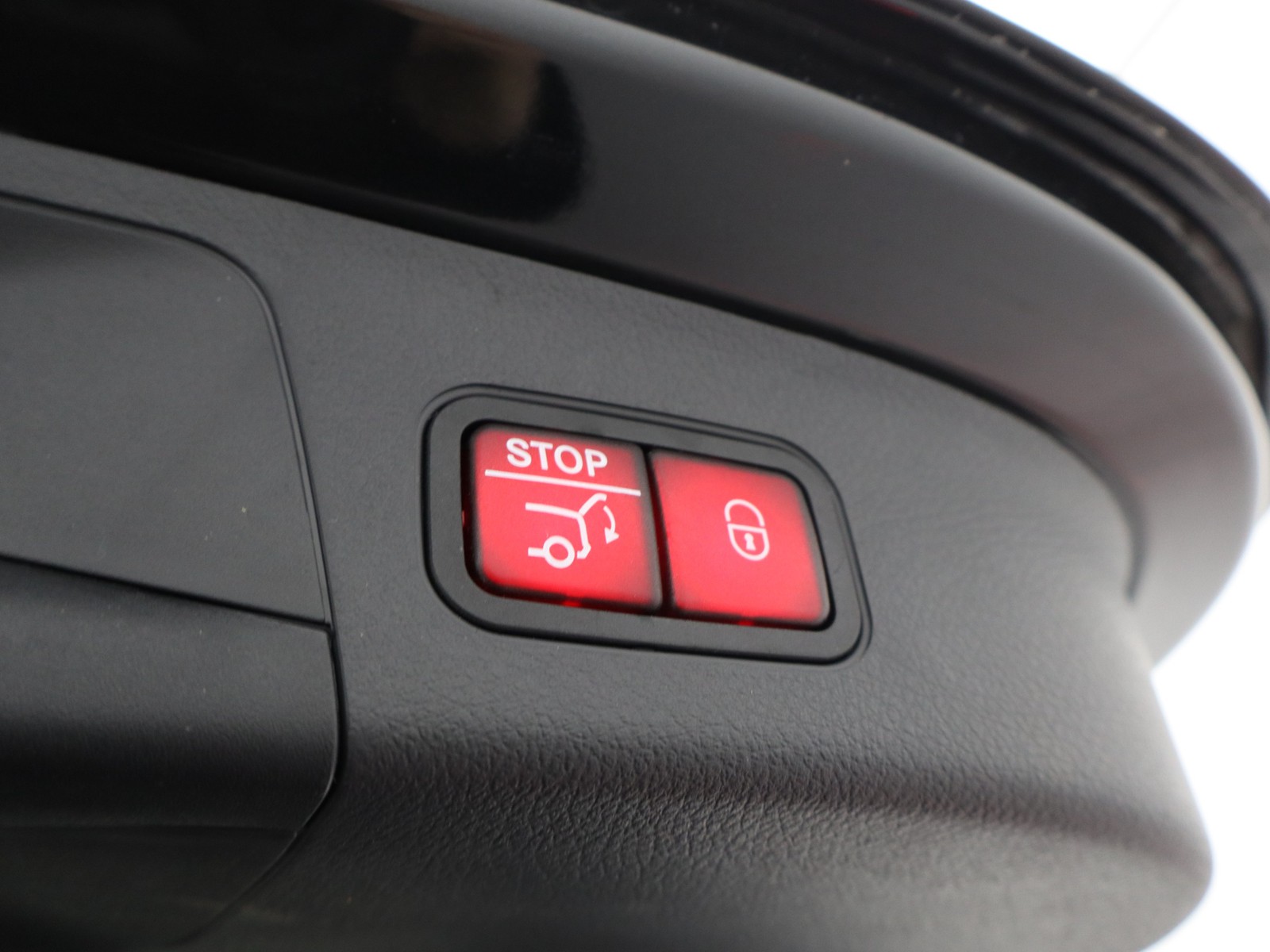 18 - Mercedes GLA 200 d progressive advanced plus 8g-dct